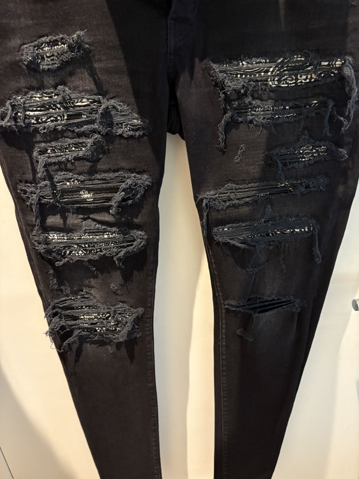 Amiri Amiri BandanaThrasher Jeans Size US 36 / EU 52 - 13 Thumbnail