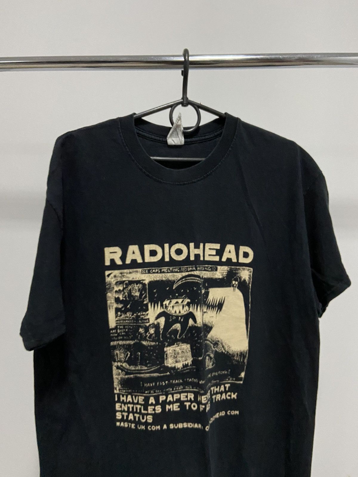 Vintage Radiohead ice caps melting big print t shirt rock Size US L / EU 52-54 / 3 - 2 Thumbnail