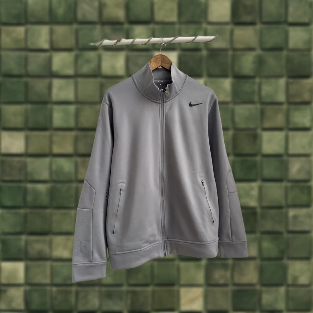 Nike VINTAGE Nike RF Track Jacket RF 2013 Australian Open Tennis Gray L Mens Jacket Size US L / EU 52-54 / 3 - 1 Thumbnail