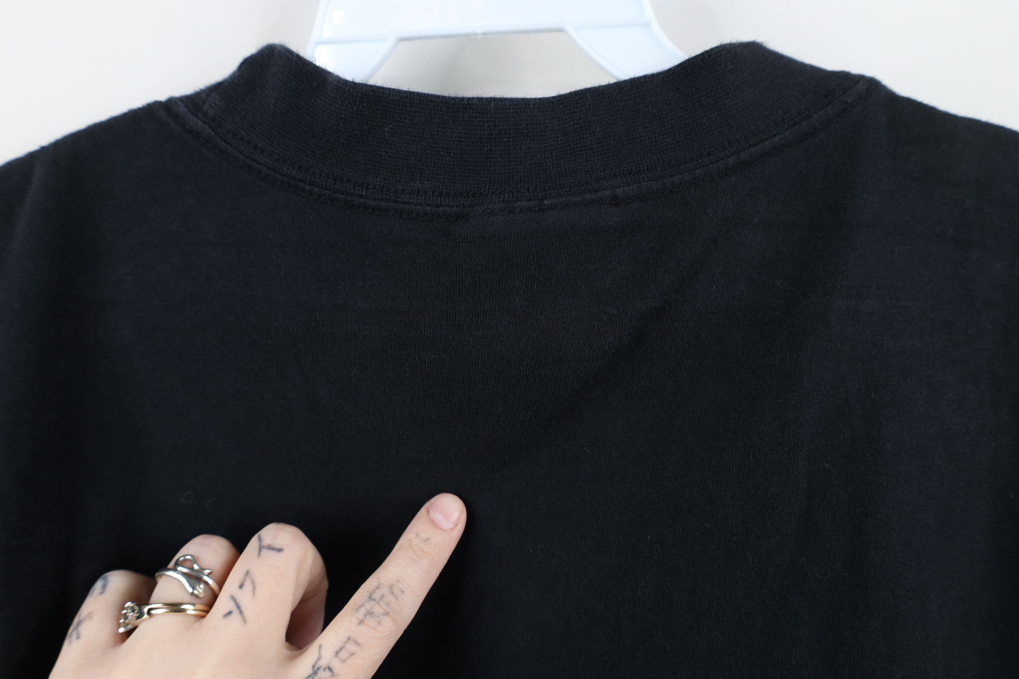 Vintage Vintage 90s Streetwear Sleeveless Muscle T-Shirt Black Size US XL / EU 56 / 4 - 10 Thumbnail