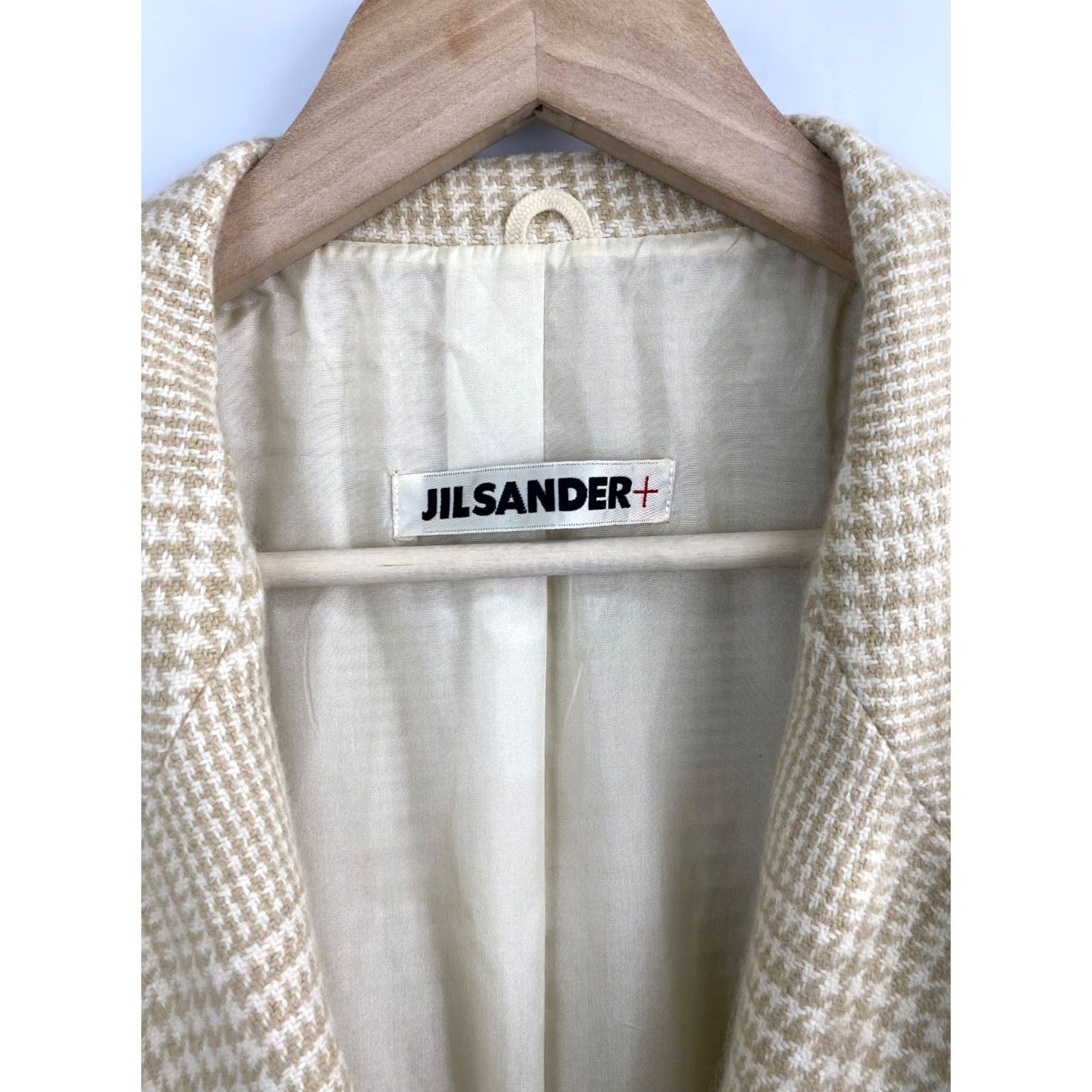 Jil Sander VINTAGE Jil Sander Blazer Womens Plus 40 Beige Angora Made in Italy Retro Y2K Rare Blazer size 40 Beige Womens Size S / US 4 / IT 40 - 5 Thumbnail