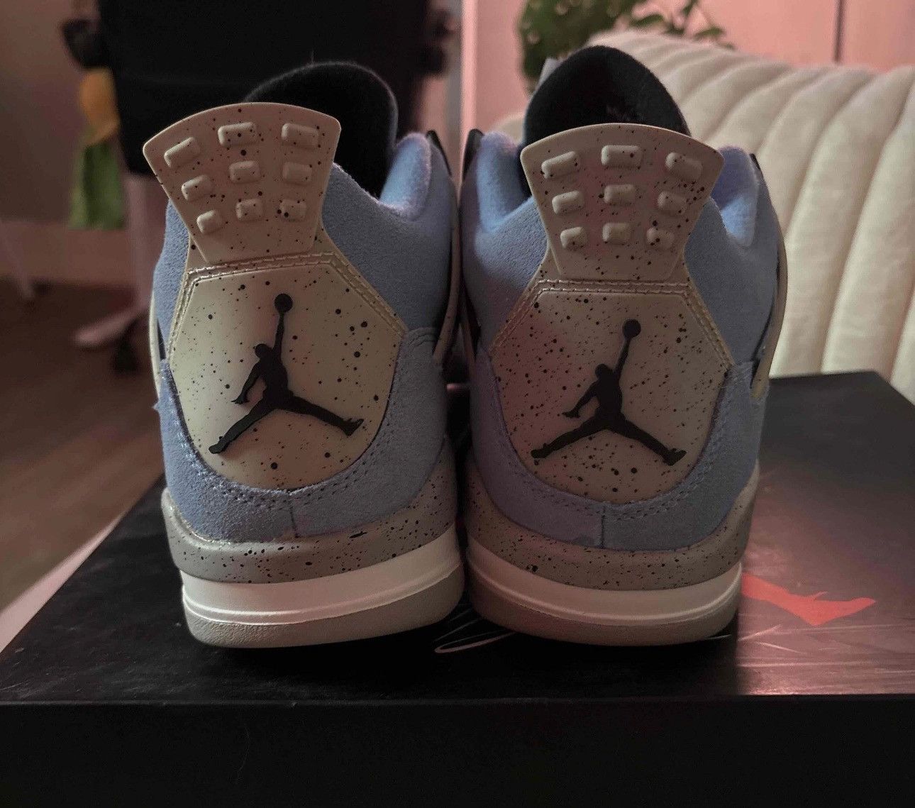 Jordan Brand Jordan 4 University Blue (NDS) 6.5GS Size US 6.5 / EU 39-40 - 4 Thumbnail