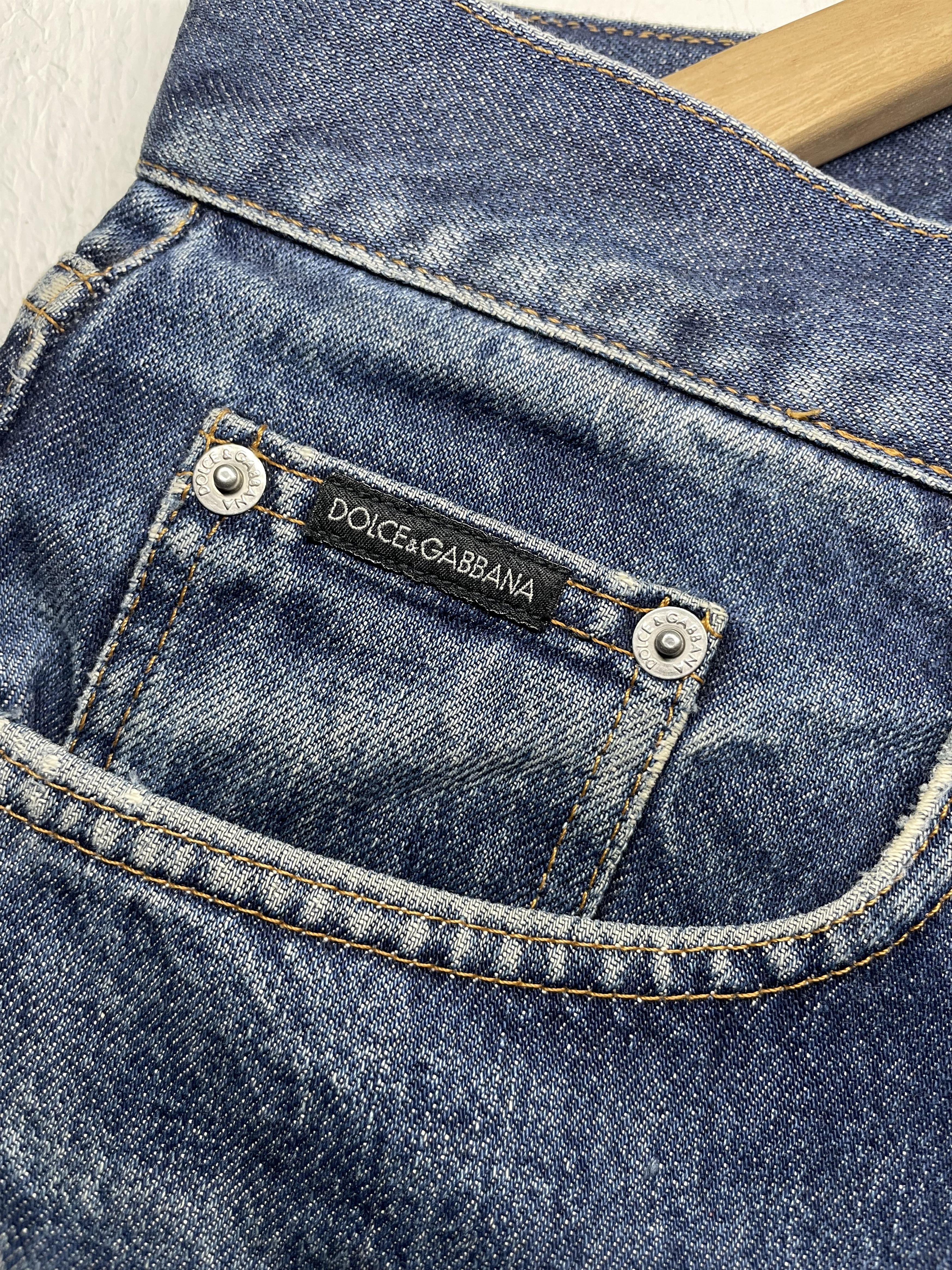 Dolce & Gabbana Dolce & Gabbana Button-Fly Distressed Denim Italy Size US 30 / EU 46 - 2 Thumbnail