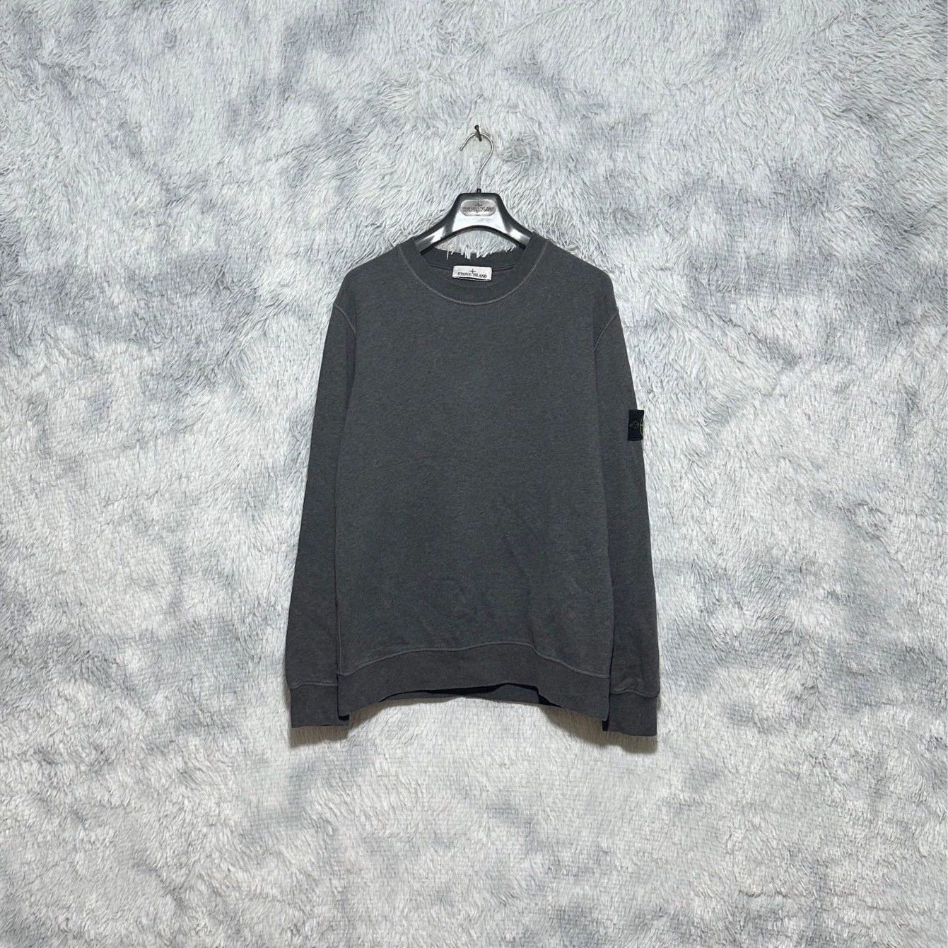 Stone Island stone island basic crewneck sweatshirt in graphite Size US XL / EU 56 / 4 - 1 Thumbnail