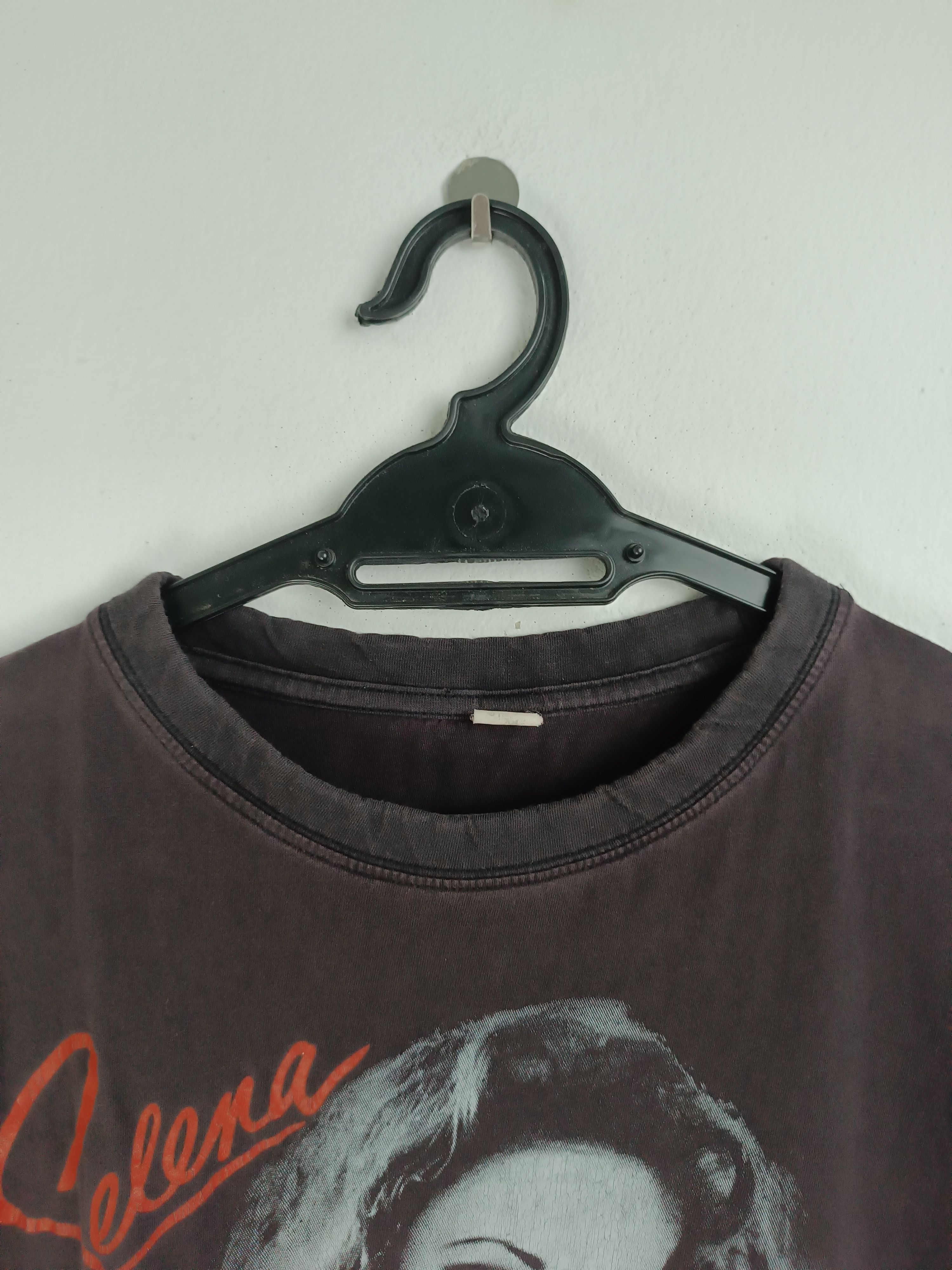 Vintage VINTAGE FADED SELENA QUEEN OF CUMBIA TEE VERY RARE Size US L / EU 52-54 / 3 - 15 Thumbnail