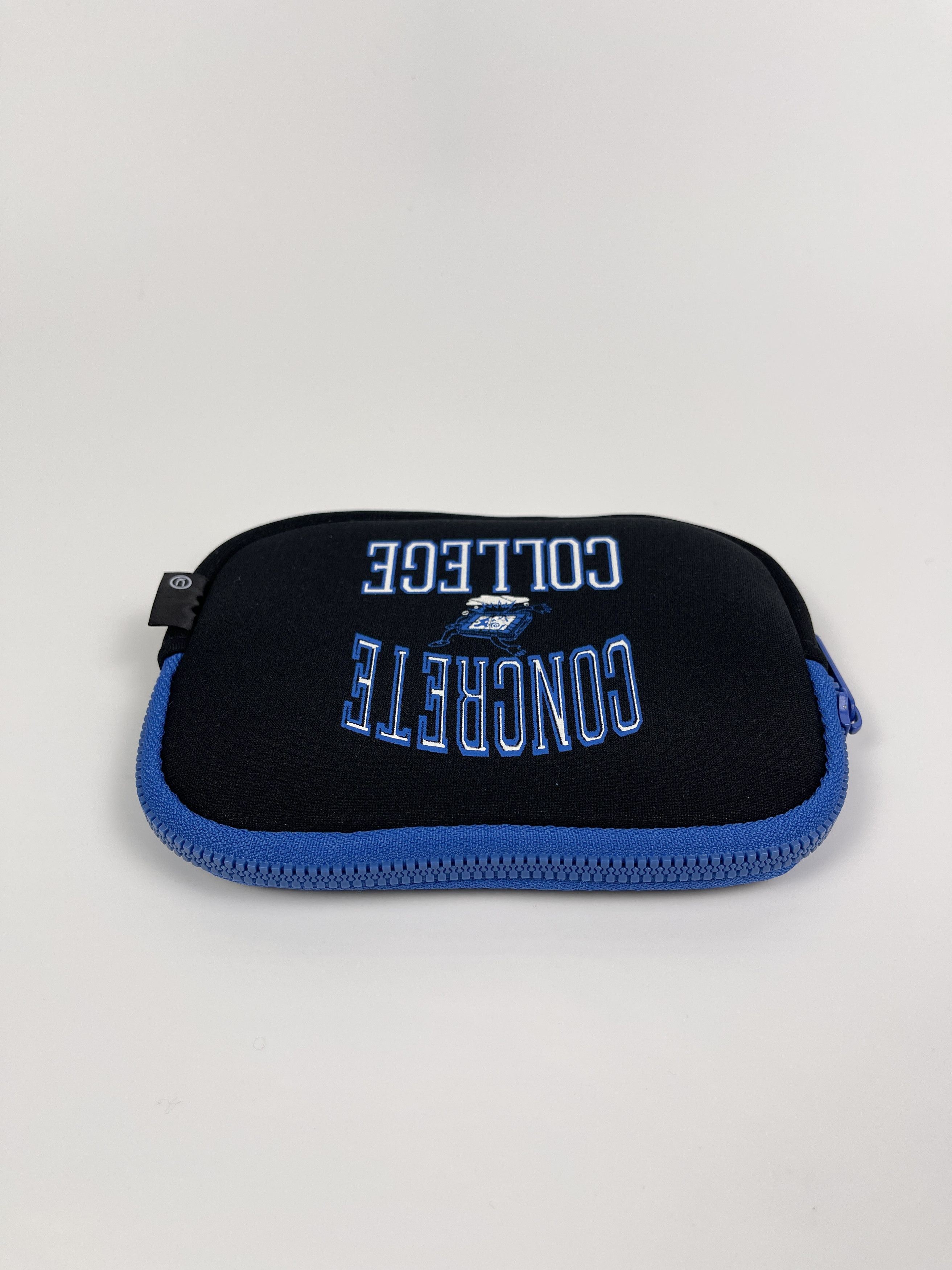 Undercover UNDERCOVER CONCRETE COLLEGE Print Multi-purpose Pouch Size ONE SIZE - 10 Thumbnail