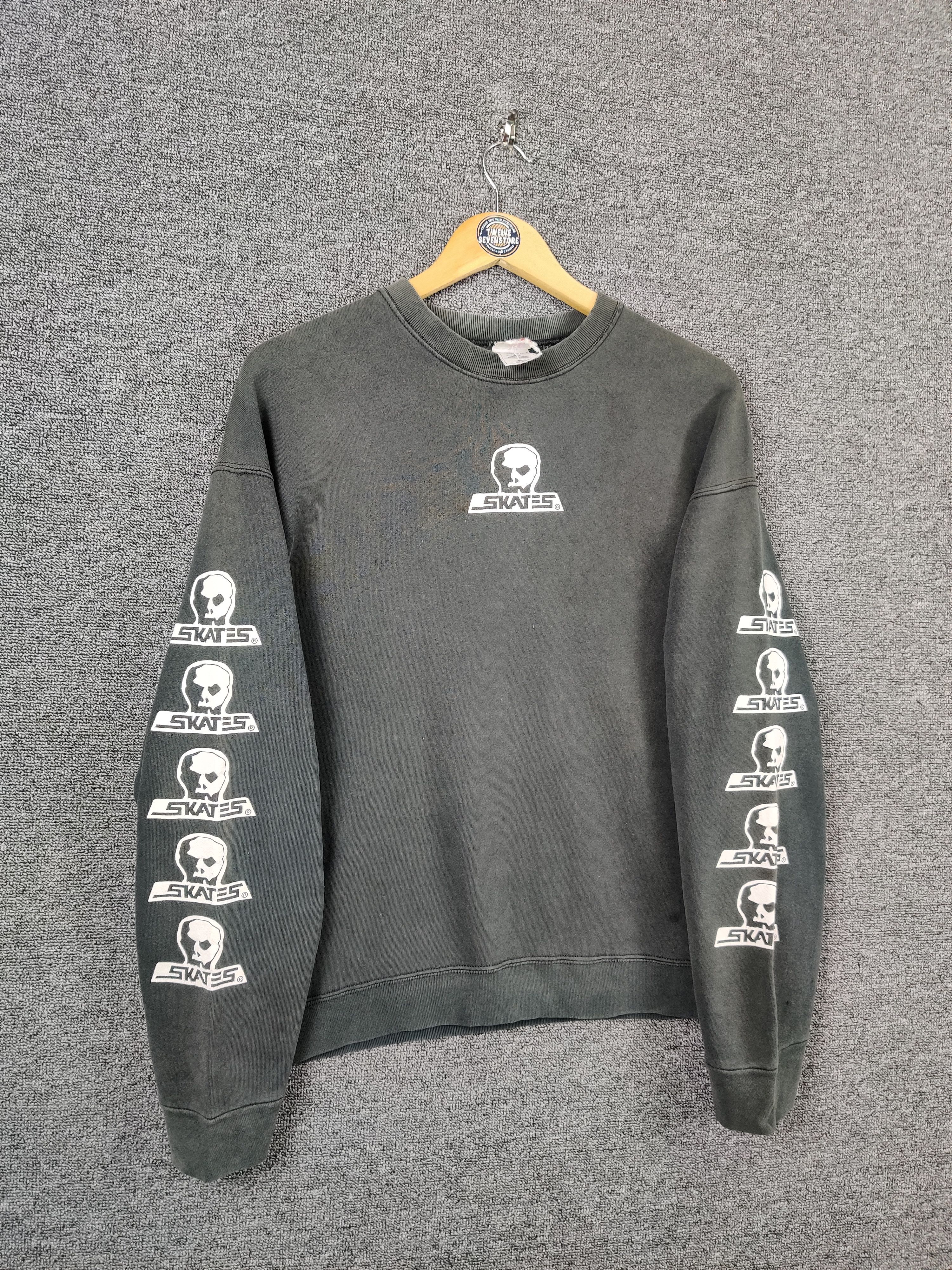 Vintage Vintage Skull Skates Skateboard Skull Sweatshirt Size US L / EU 52-54 / 3 - 8 Thumbnail