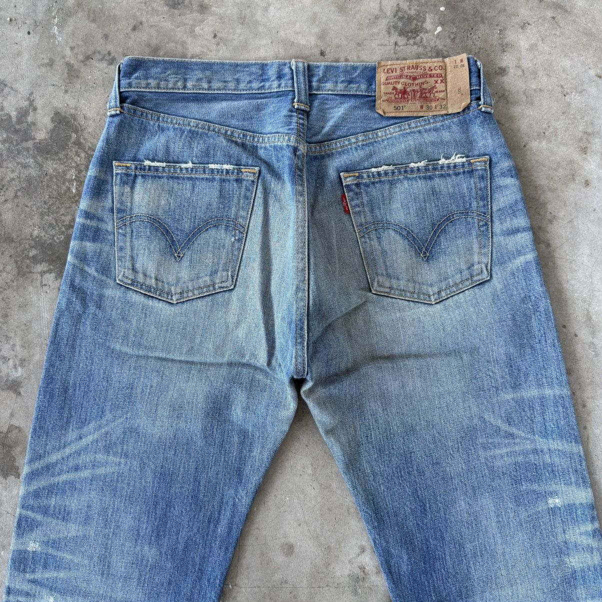 Levi's Vintage Clothing W30 Vintage Levi's 501 Faded Mud Wash Denim Jean Pants Size US 30 / EU 46 - 11 Thumbnail