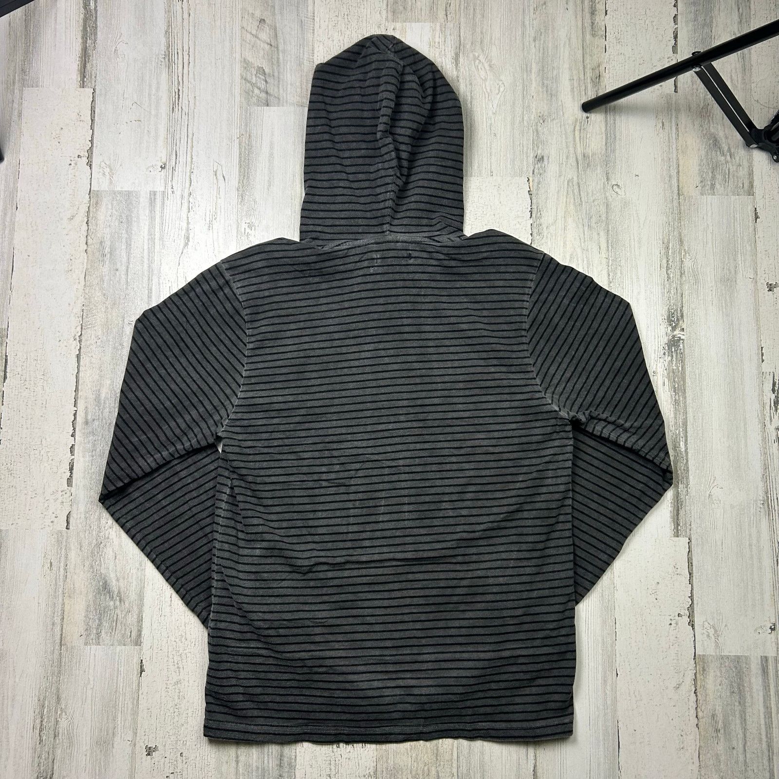 Nixon × Vintage Vintage Nixon Grey and Black Striped Thin Pullover Hoodie Size US M / EU 48-50 / 2 - 5 Thumbnail