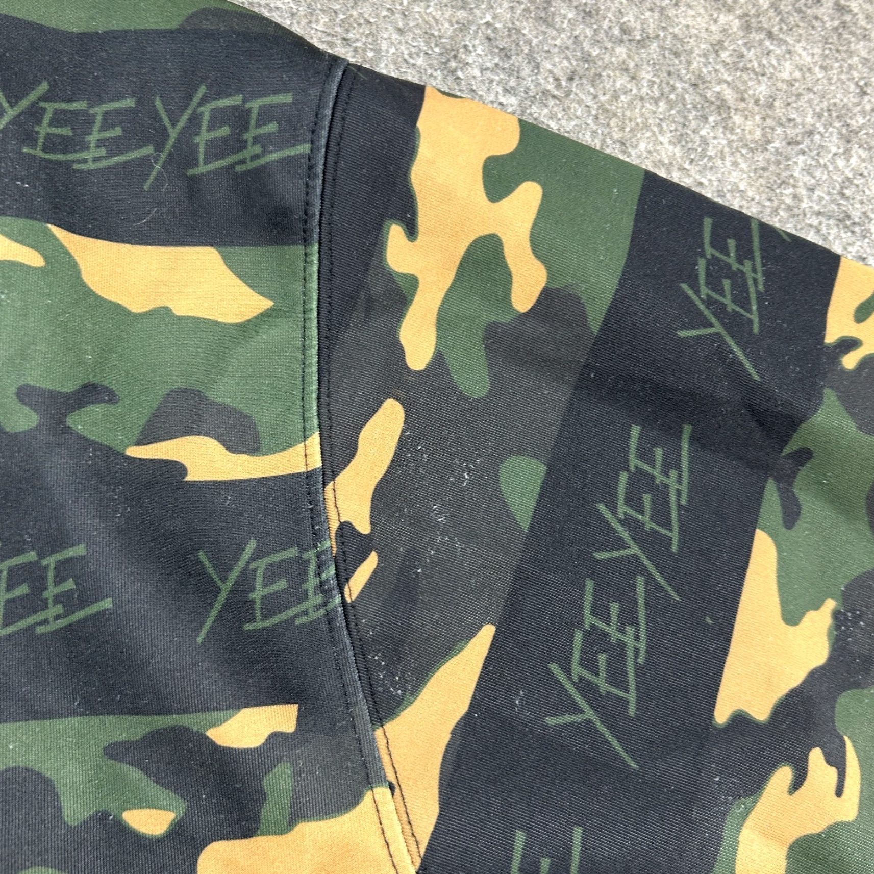 Vintage Yeeyee Hoodie Mens 2XL Black Green Camo Sweatshirt Pullover Polyester Stretch Size US XXL / EU 58 / 5 - 5 Thumbnail