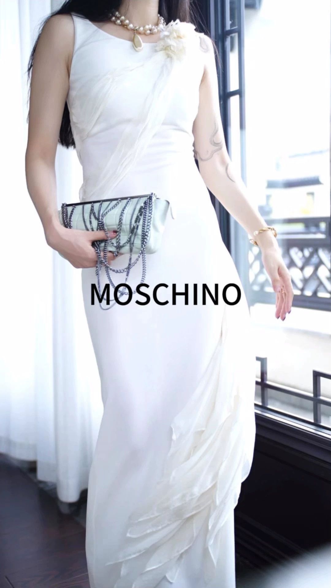 Moschino Moschino Couture White Silk Brooch Dress w/ Flowers & Ribbon Size M / US 6-8 / IT 42-44 - 1 Thumbnail