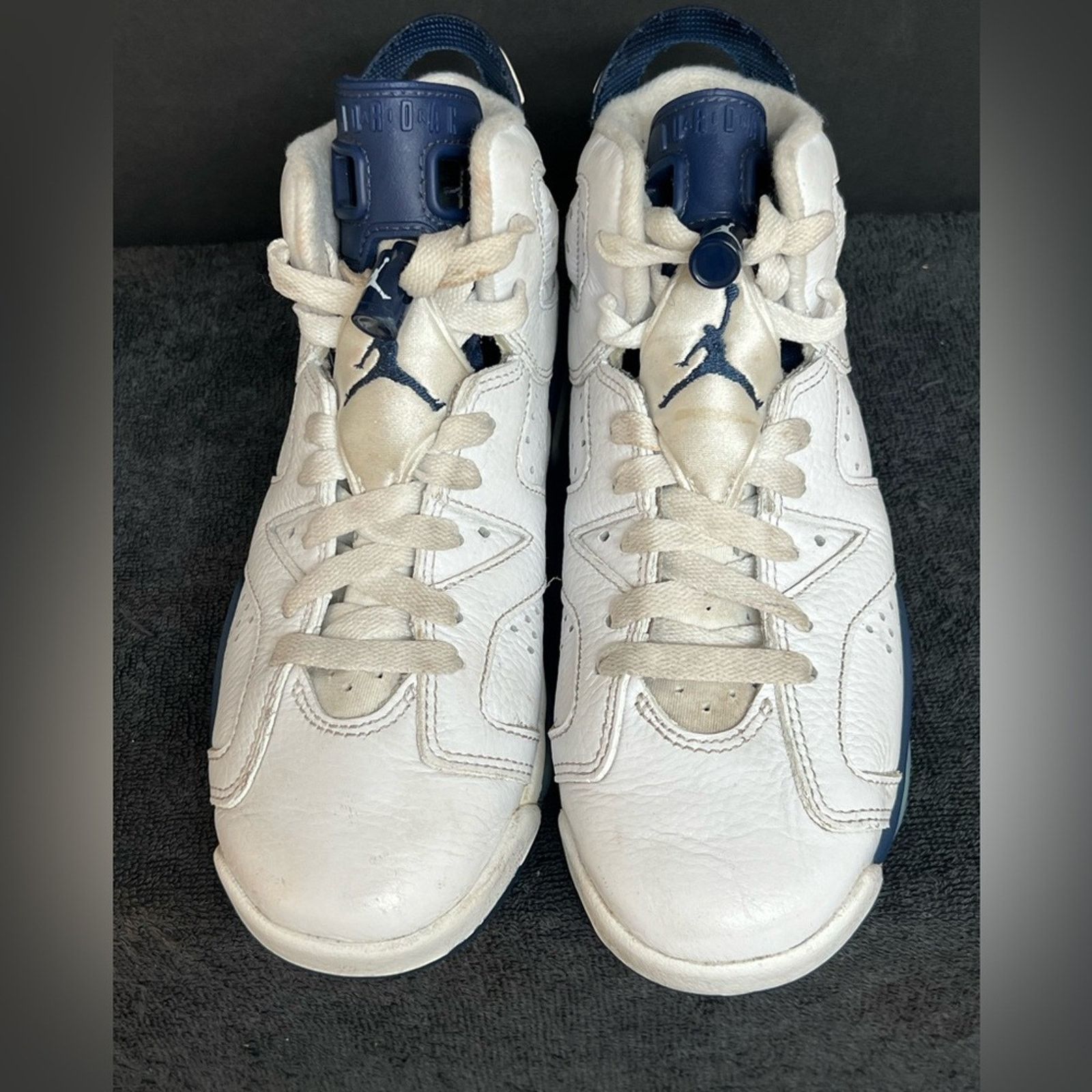 Jordan Brand Air Jordan 6 Retro Midnight Leather Shoes 5.5Y Women 7 Size US 7 / IT 37 - 4 Thumbnail