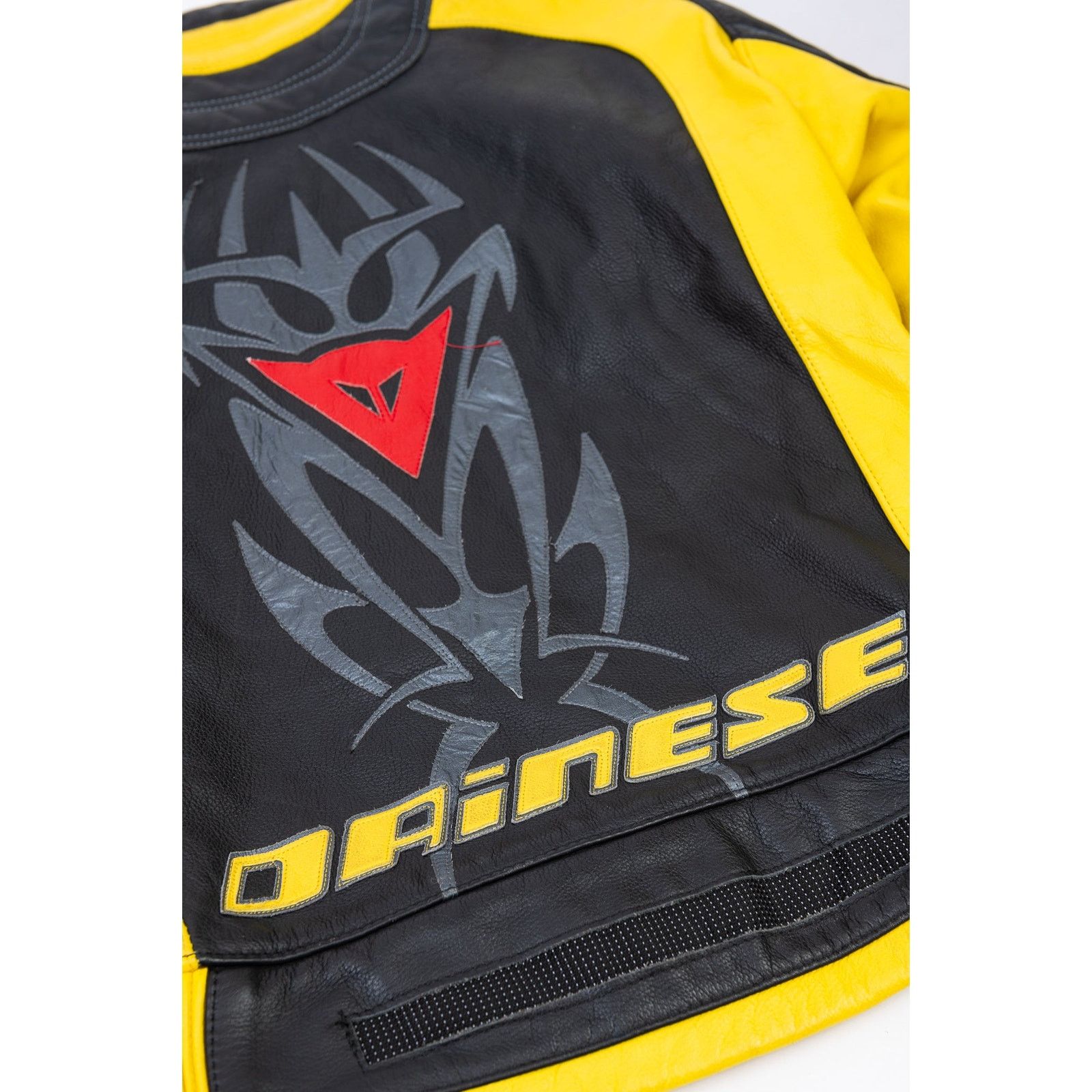 Dainese Leather Motorcycle Biker Jacket, SIZE M, 48 Size US M / EU 48-50 / 2 - 5 Thumbnail