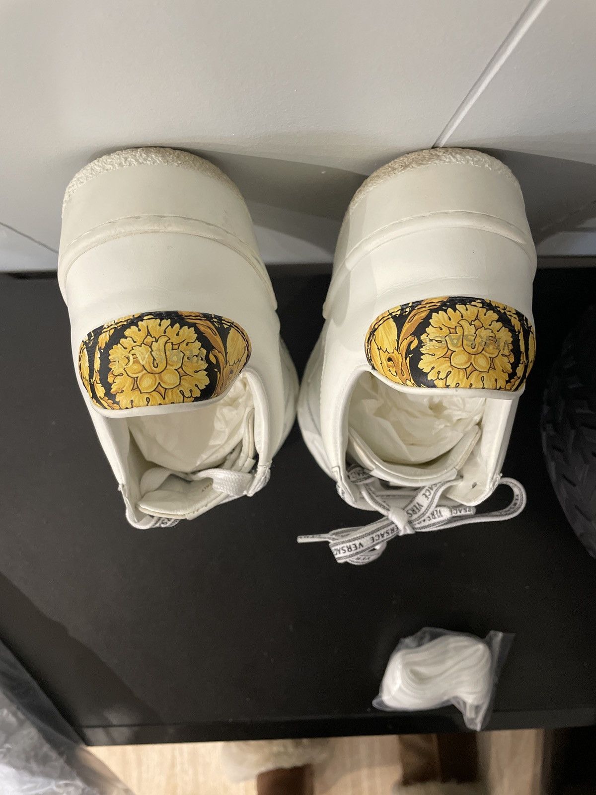 Versace Versace low-top sneakers Size US 9.5 / IT 39.5 - 6 Thumbnail