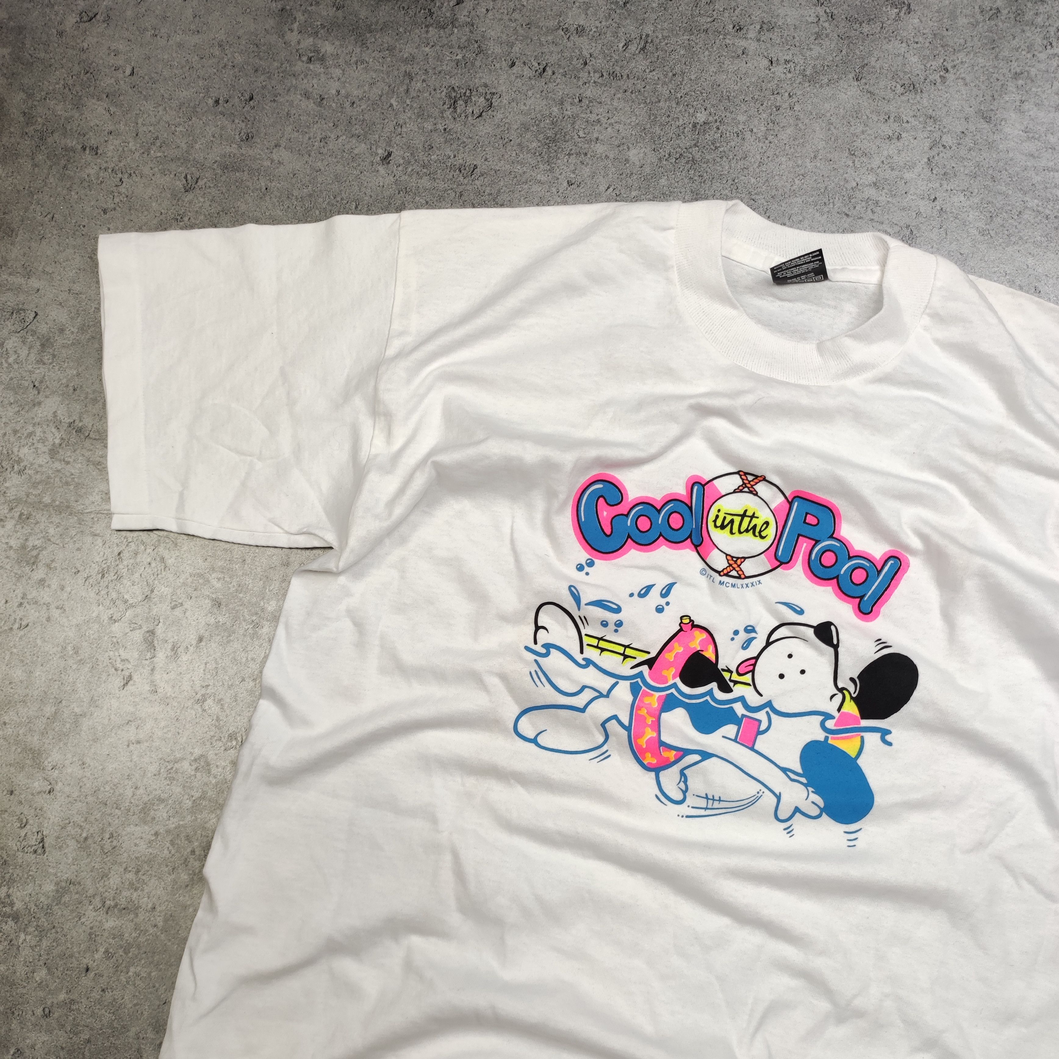 Vintage Vintage RARE Cool in the Pool 90s Screen Stars Promo Tee Size US L / EU 52-54 / 3 - 3 Thumbnail