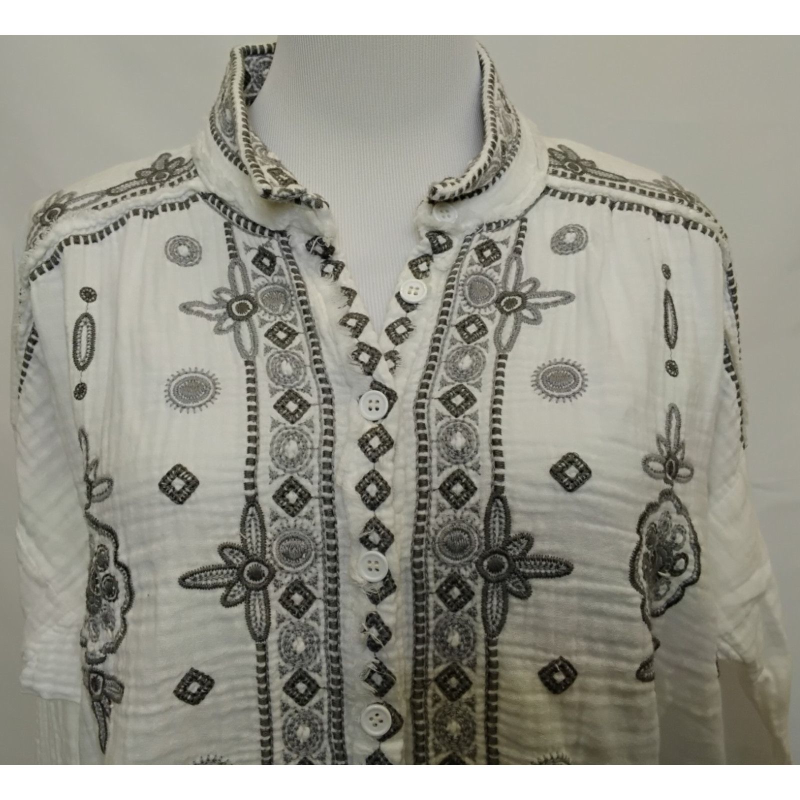 Johnny Was Johnny Was Pete + Greta Top Women's S White Embroidered Boho Size S / US 4 / IT 40 - 3 Thumbnail