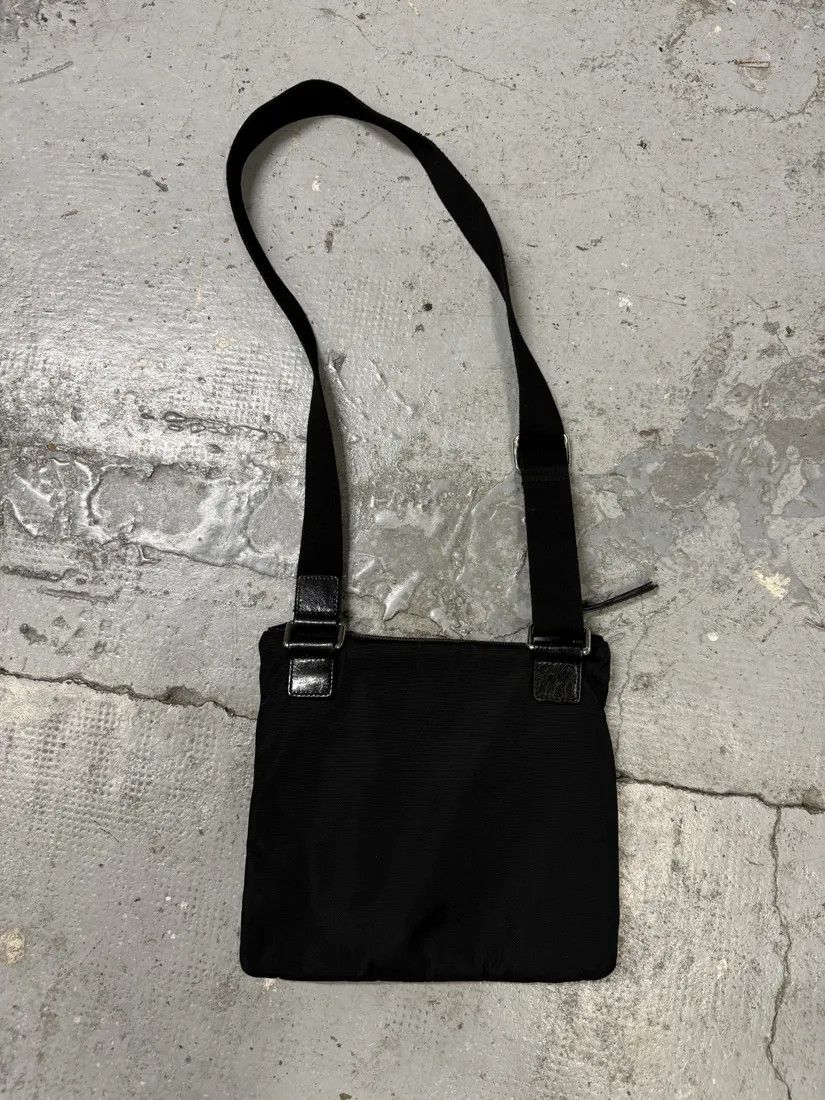 Designer × Dolce & Gabbana × Vintage 2000s Dolce & Gabbana Alan Zip Lock Black Leather Shoulder Bag Size ONE SIZE - 5 Thumbnail