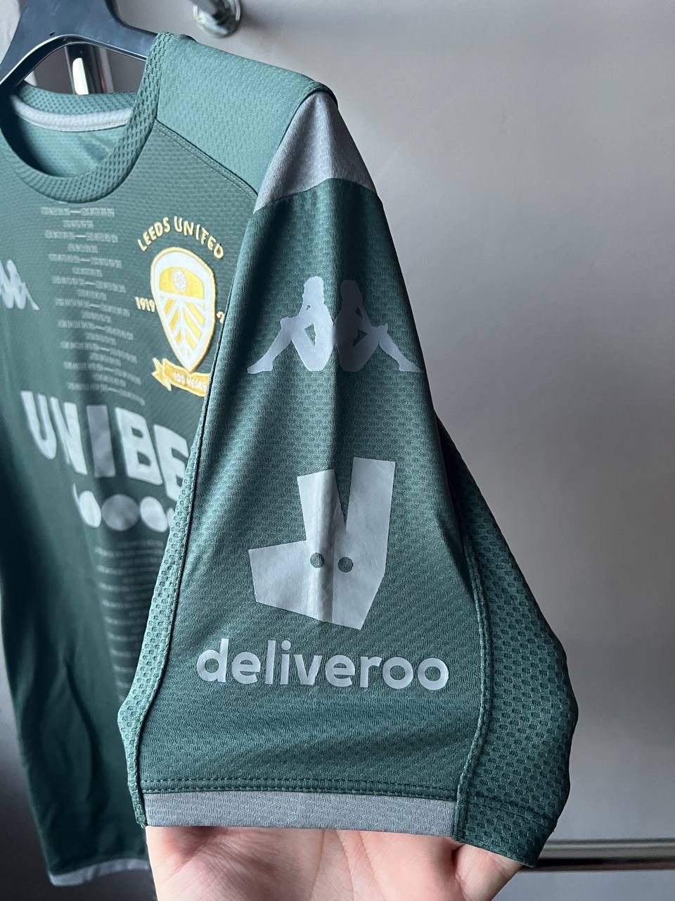 Kappa 2019/20 LEEDS UNITED TRAINING SOCCER JERSEY FOOTBALL SHIRT M Size US M / EU 48-50 / 2 - 8 Thumbnail