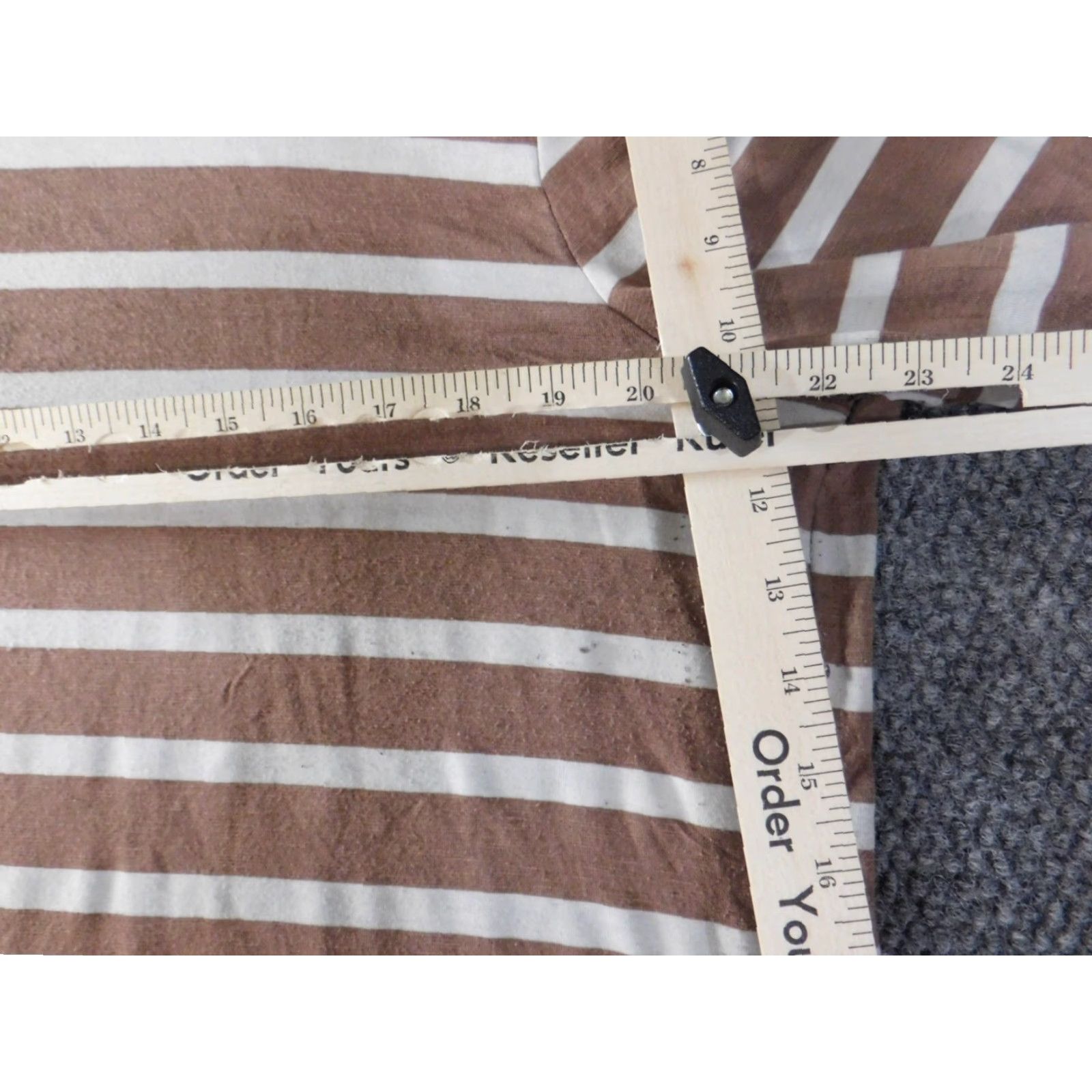 Old Navy Old Navy Blouse Womens XL Brown Luxe Striped Knit Rayon Round Neck Pullover Casual Long Sleeve Button Size XL / US 12-14 / IT 48-50 - 7 Thumbnail