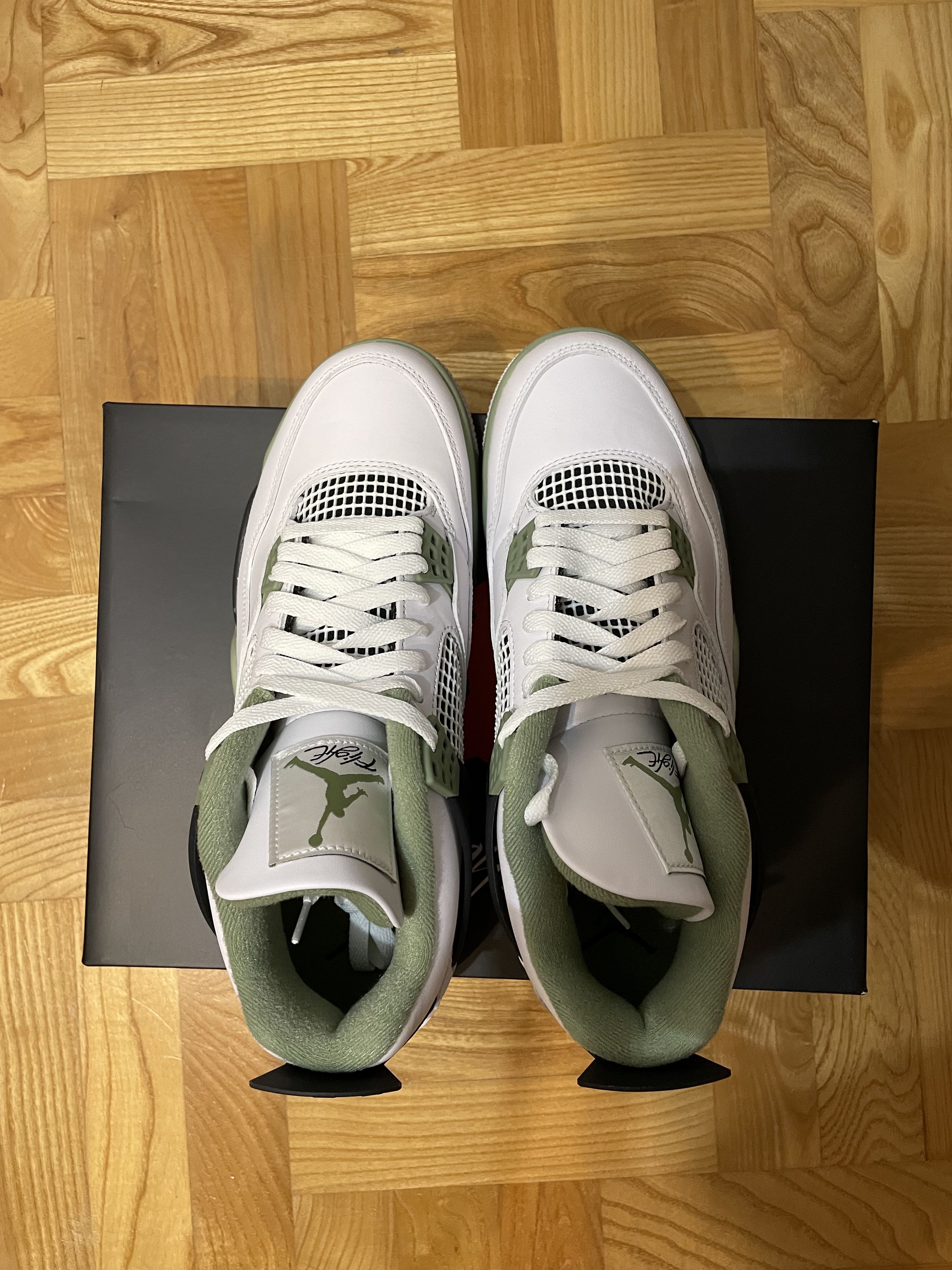 Nike Air Jordan 4 Size US 11.5 / EU 44-45 - 2 Thumbnail
