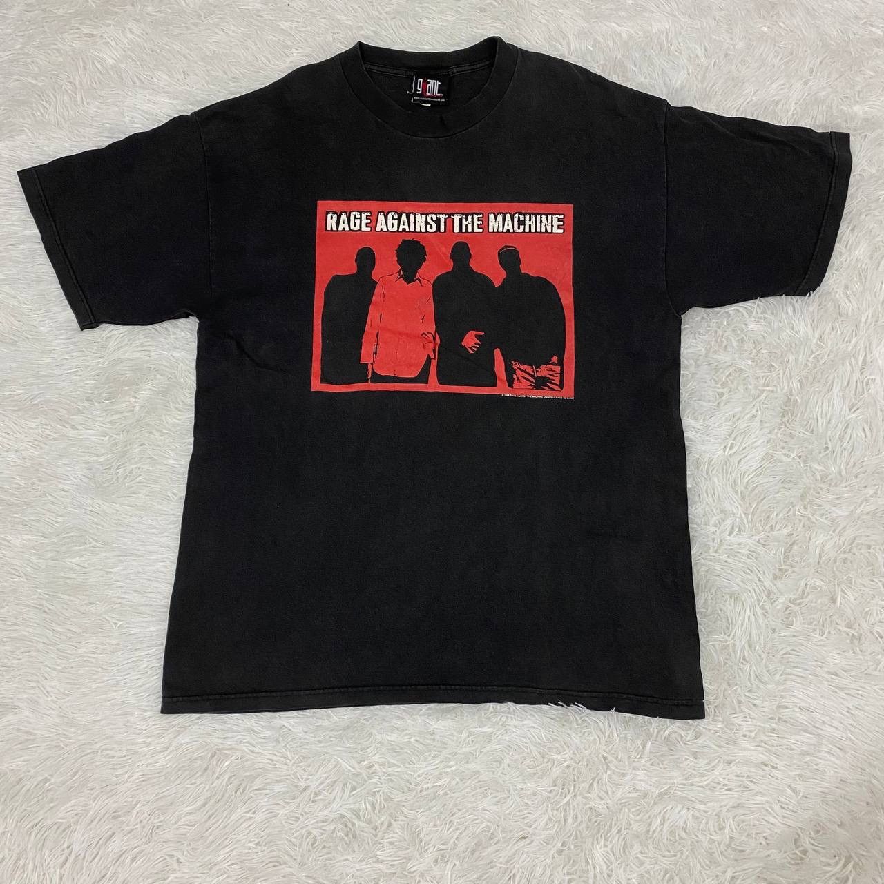 Band Tees Vintage 90’s nu metal band tage against the machine Size US XL / EU 56 / 4 - 1 Thumbnail