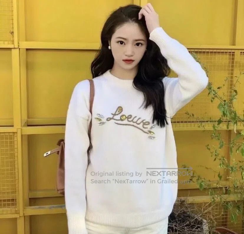 Loewe Loewe Logo Embroidery Diamond Wool Knit Sweater. Size L / US 10 / IT 46 - 7 Thumbnail