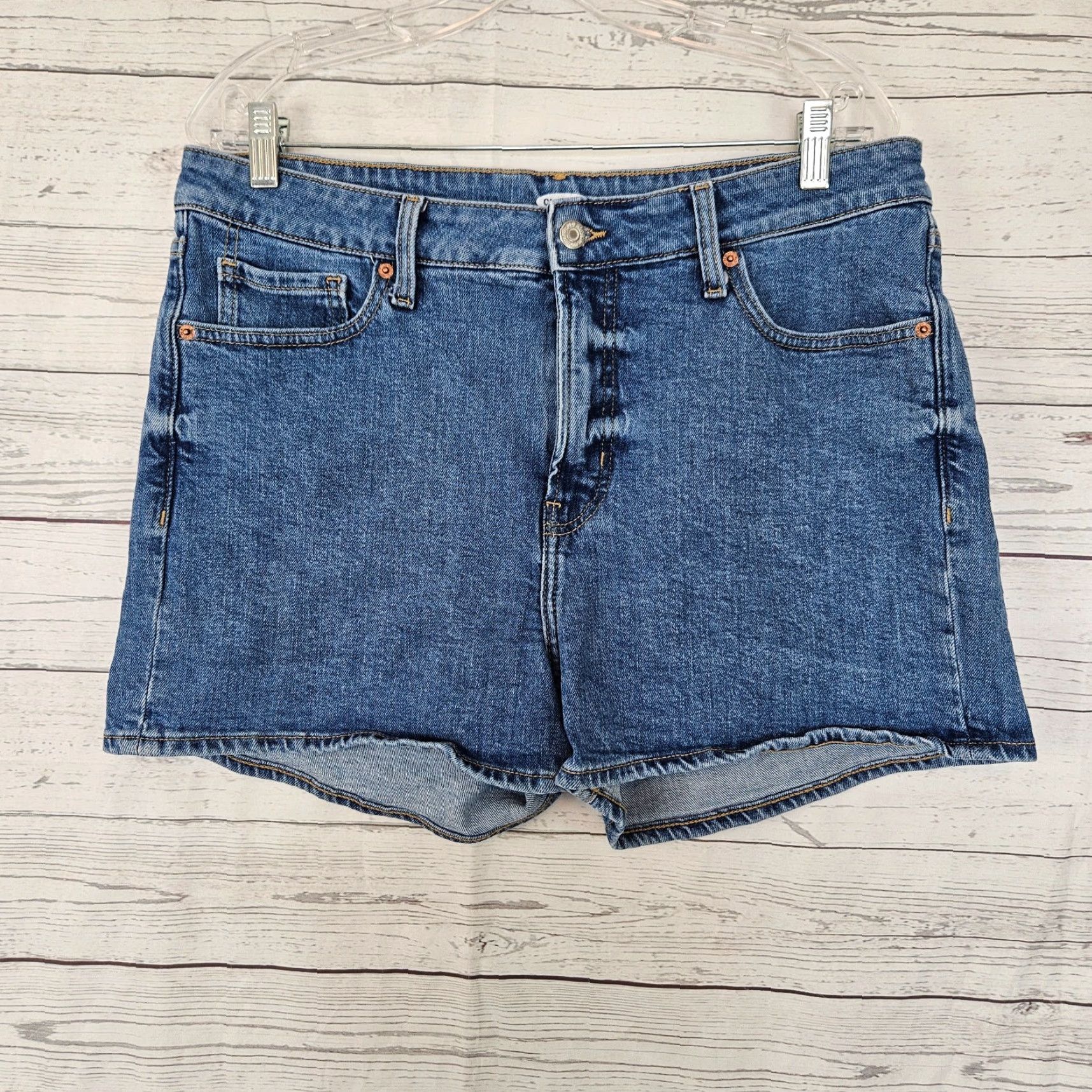 Old Navy Old Navy Womens Denim Shorts Sz 14 Blue High Rise OG Denim Shorts Women 14 Blue High Rise Size 36" / US 14 / IT 50 - 2 Thumbnail