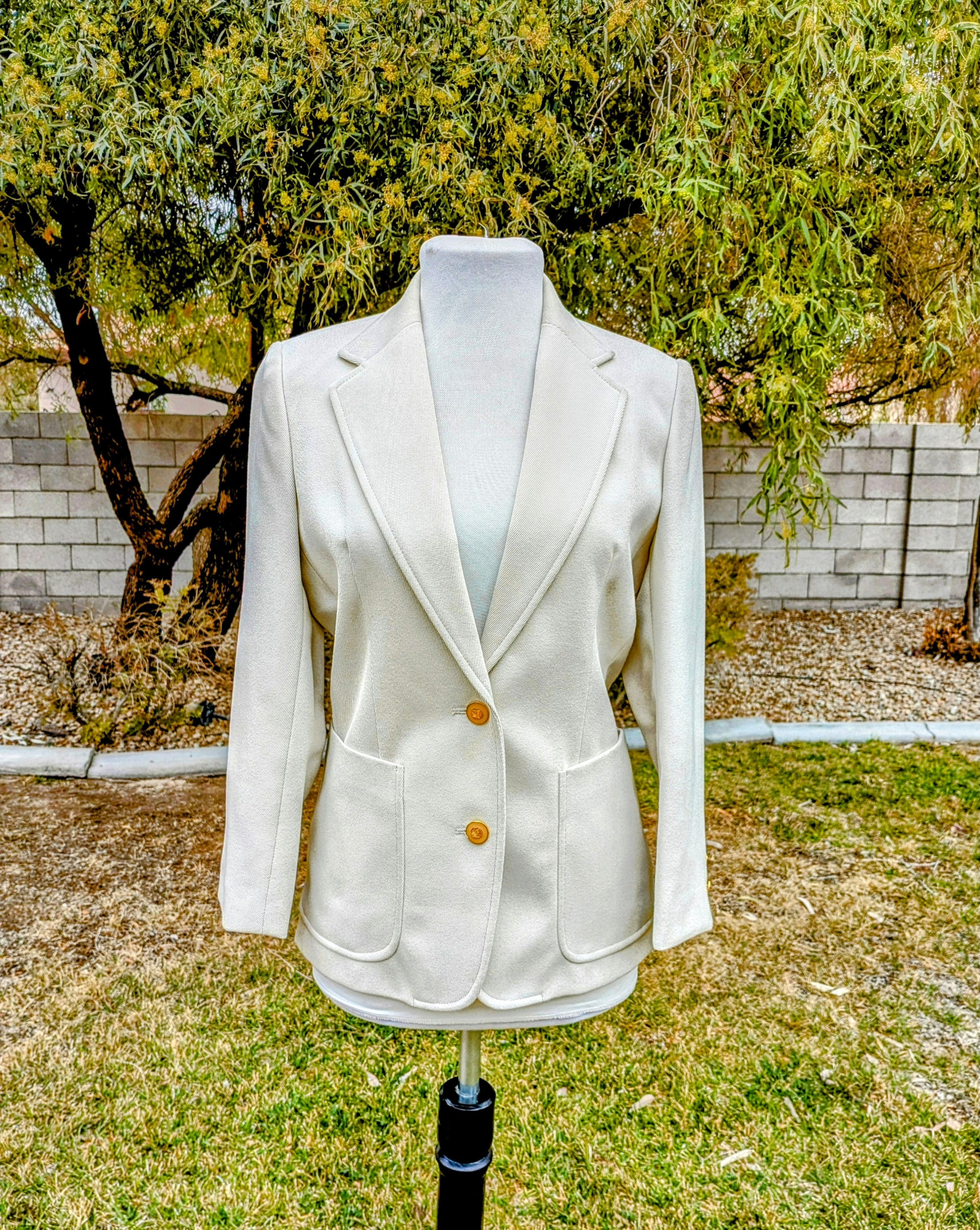 Vintage VTG 1980s Japanese Ivory Womens Sz4P Blazer Suit Jacket EUC Size S / US 4 / IT 40 - 1 Thumbnail