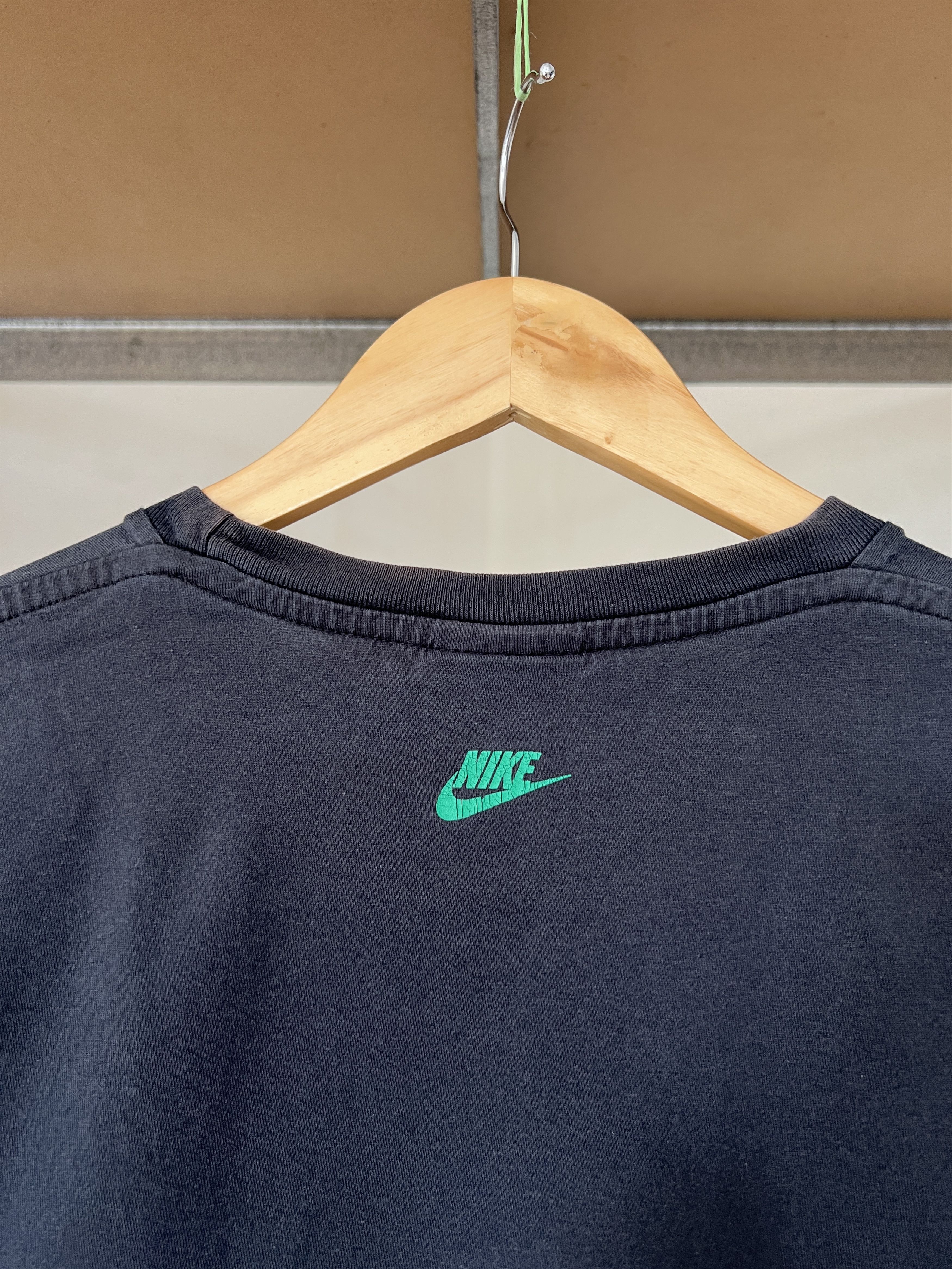 Nike Nike Airmax 95 Vintage Graphic Tee Size US M / EU 48-50 / 2 - 14 Thumbnail