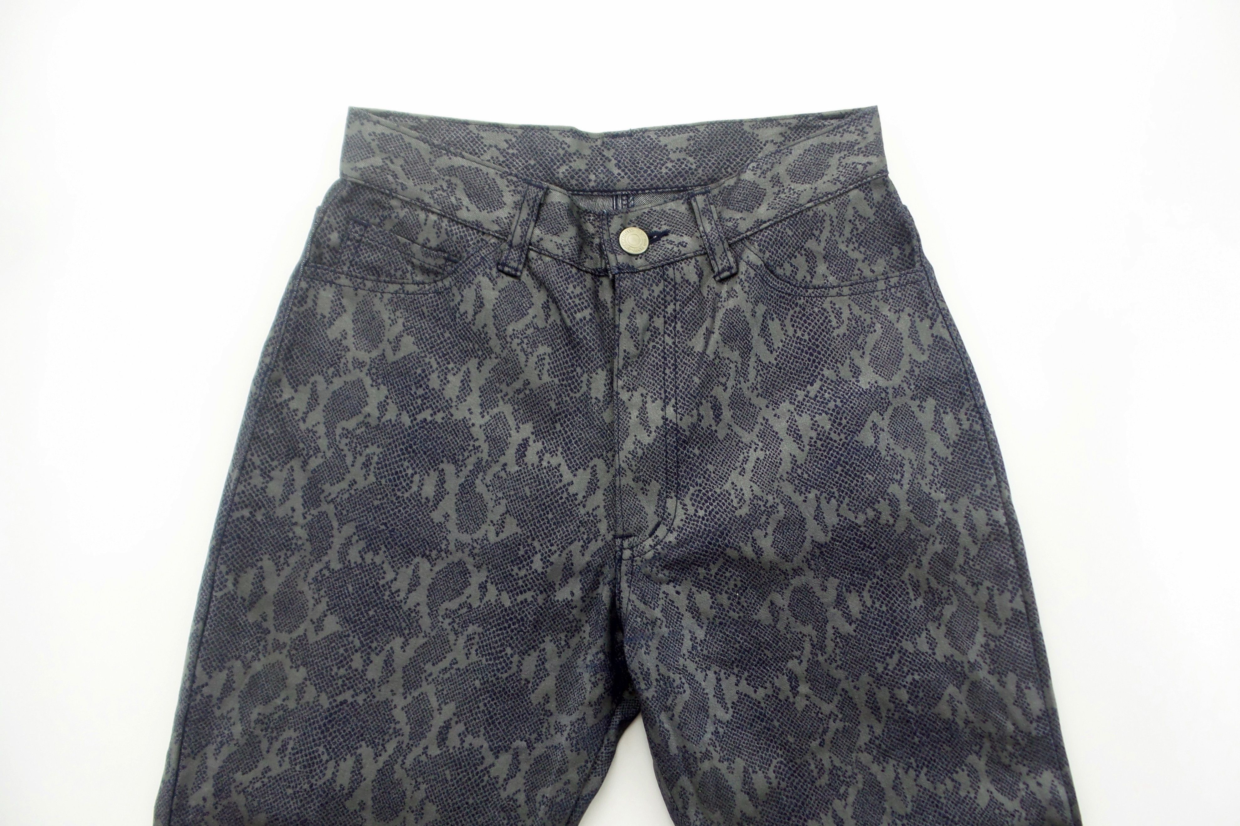 Japanese Brand FOR HER Snake Skin Design Jeans W12xL39 Size US 26 / EU 42 - 2 Thumbnail