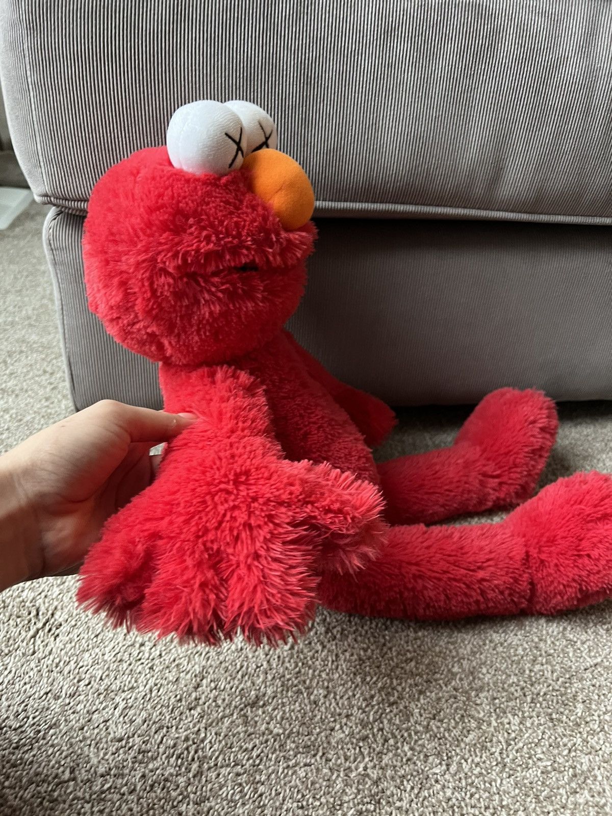 Kaws × Uniqlo Laws x uniqulo elmo plush Size ONE SIZE - 6 Thumbnail