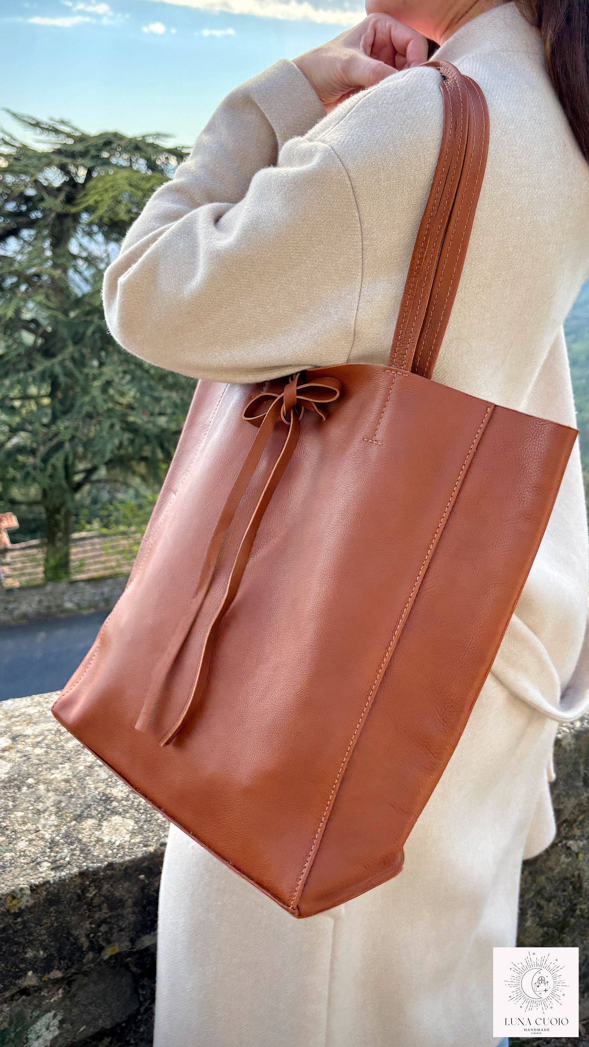 Vera Pelle Tan Leather Tote Bag From Italy Size ONE SIZE - 1 Thumbnail