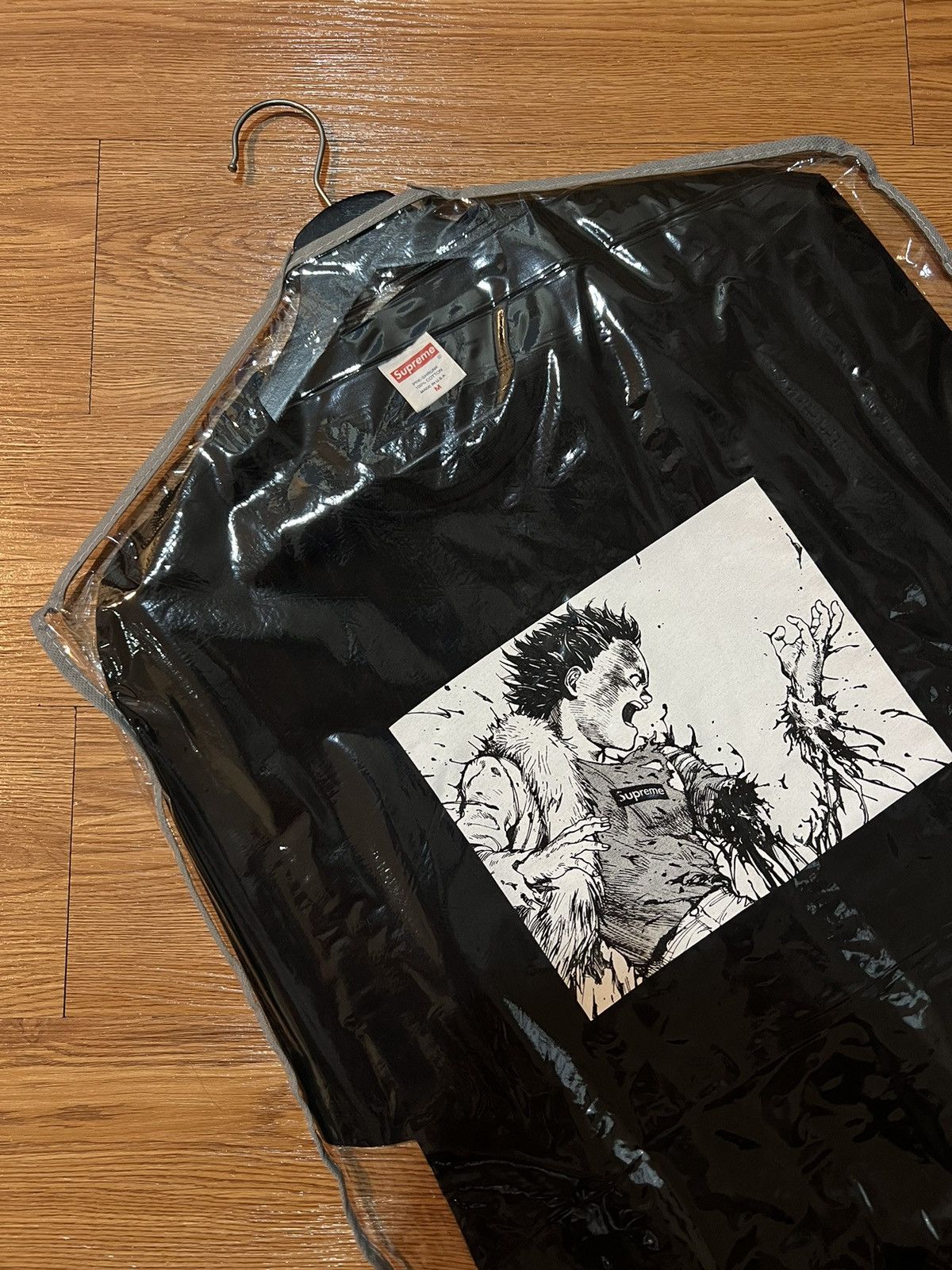 Supreme Supreme akira Size US M / EU 48-50 / 2 - 1 Thumbnail