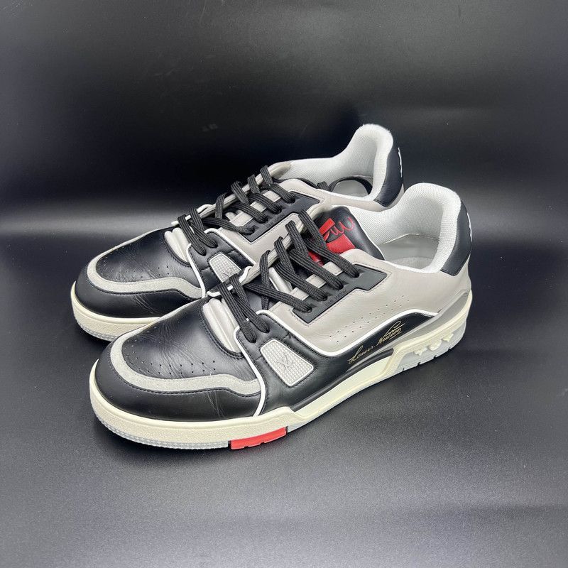 Louis Vuitton Louis Vuitton Low-Top Fashion Sneakers for Men and Women -2 Size US 8.5 / EU 41-42 - 1 Thumbnail