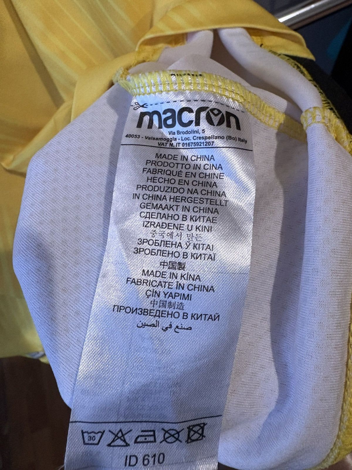 Macron 2019/2020 Macron Millwall Away Soccer Jersey Men’s Size 5XL Size US XXL / EU 58 / 5 - 6 Thumbnail