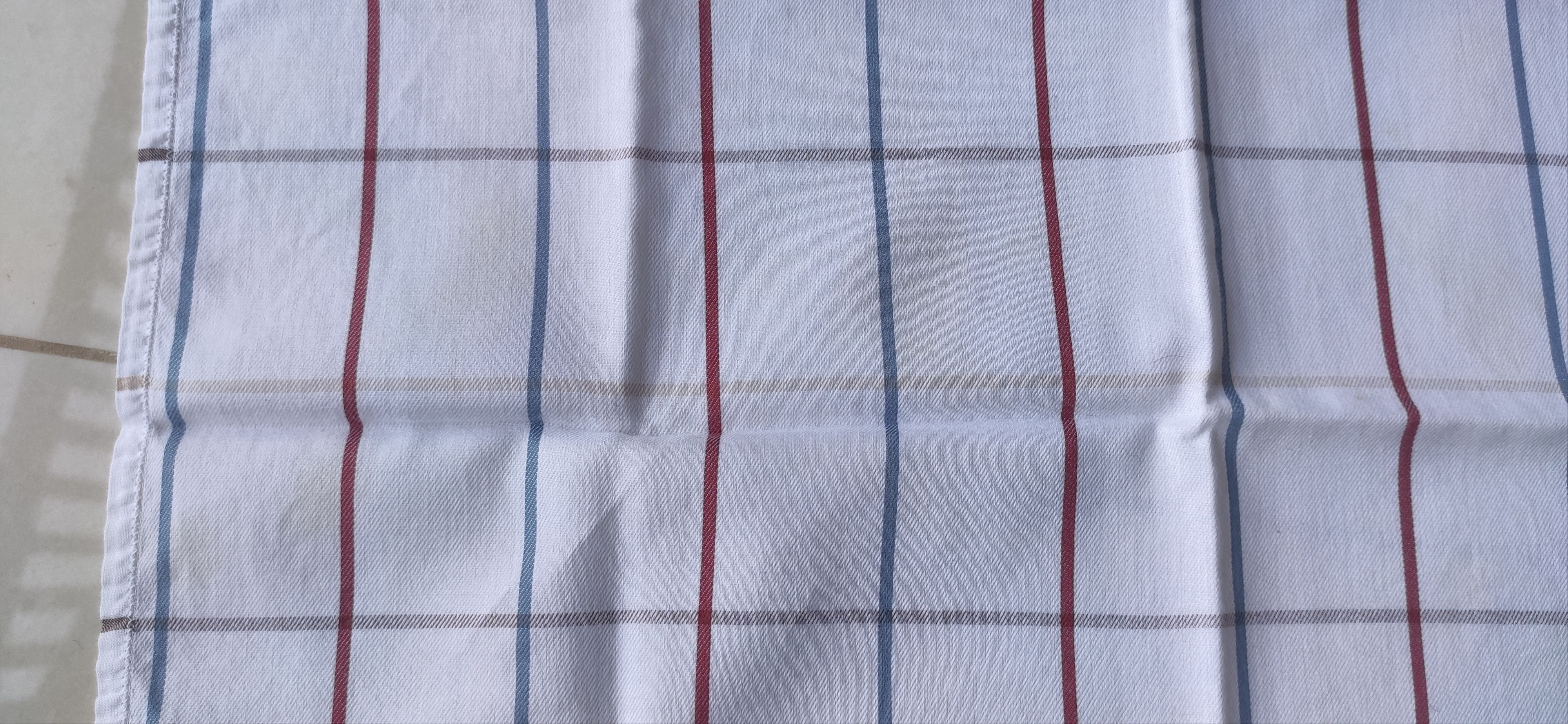 Burberry White Burberrys Handkerchief Size ONE SIZE - 3 Thumbnail