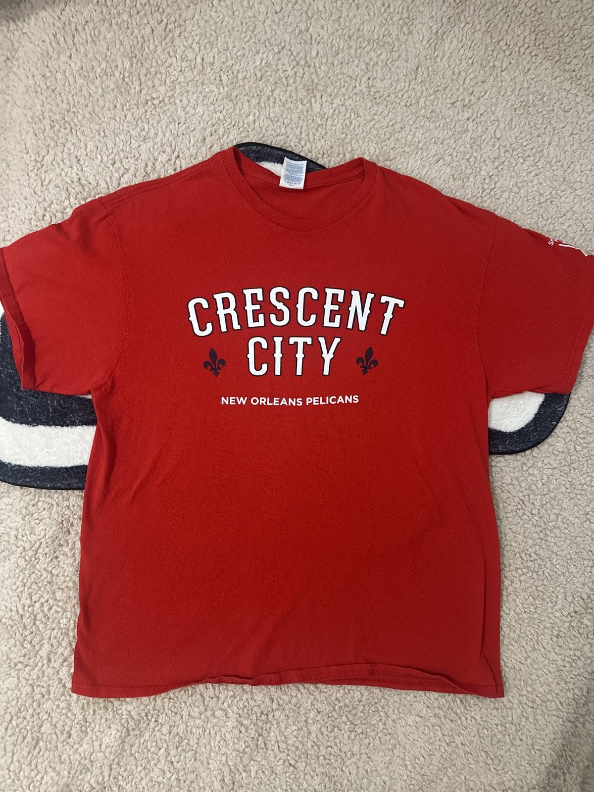 Vintage New Orleans Pelicans Crescent City Tee Size US XL / EU 56 / 4 - 1 Thumbnail