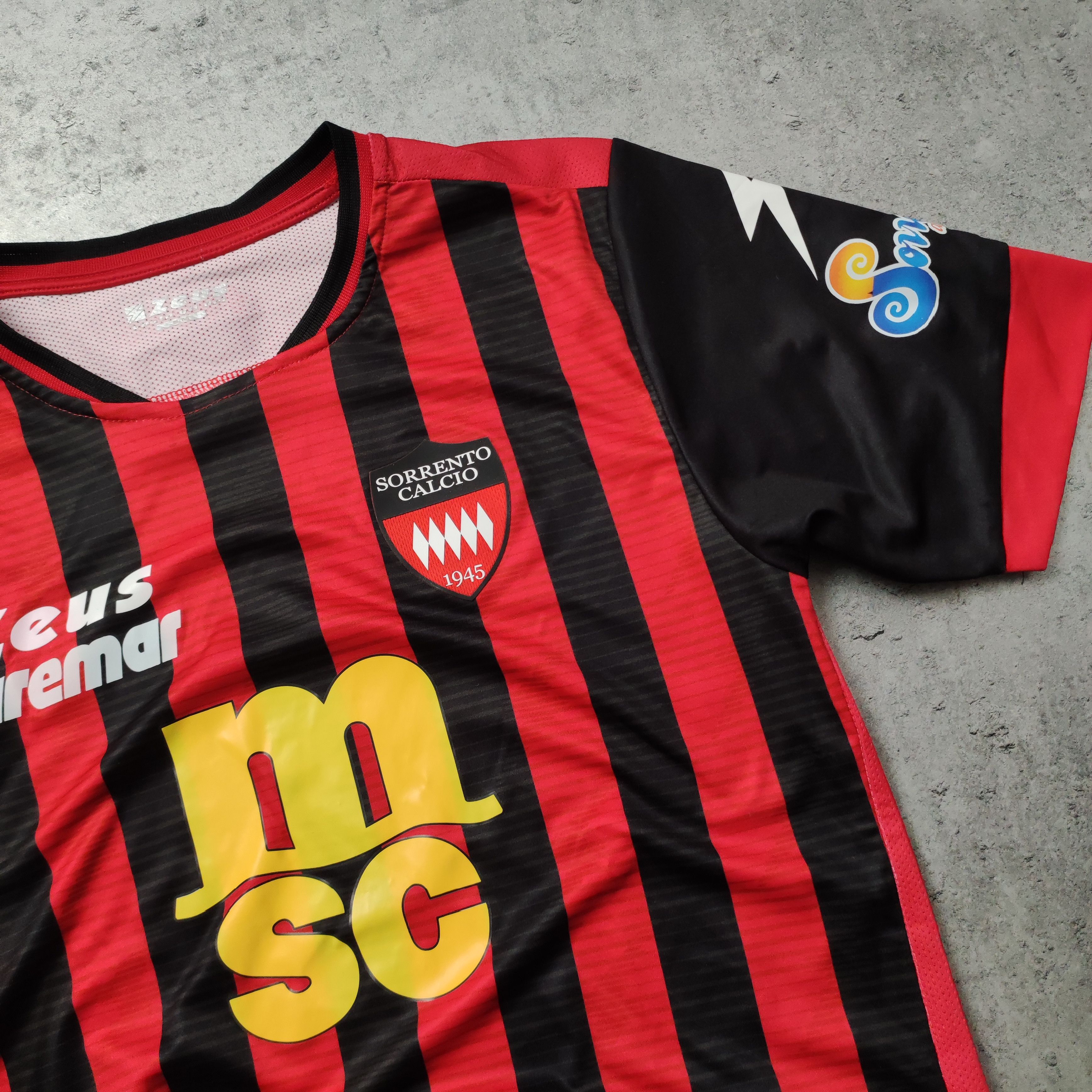 Vintage RARE Sorrento Calcio Serie C Home Football Italy Jersey Size US S / EU 44-46 / 1 - 4 Thumbnail