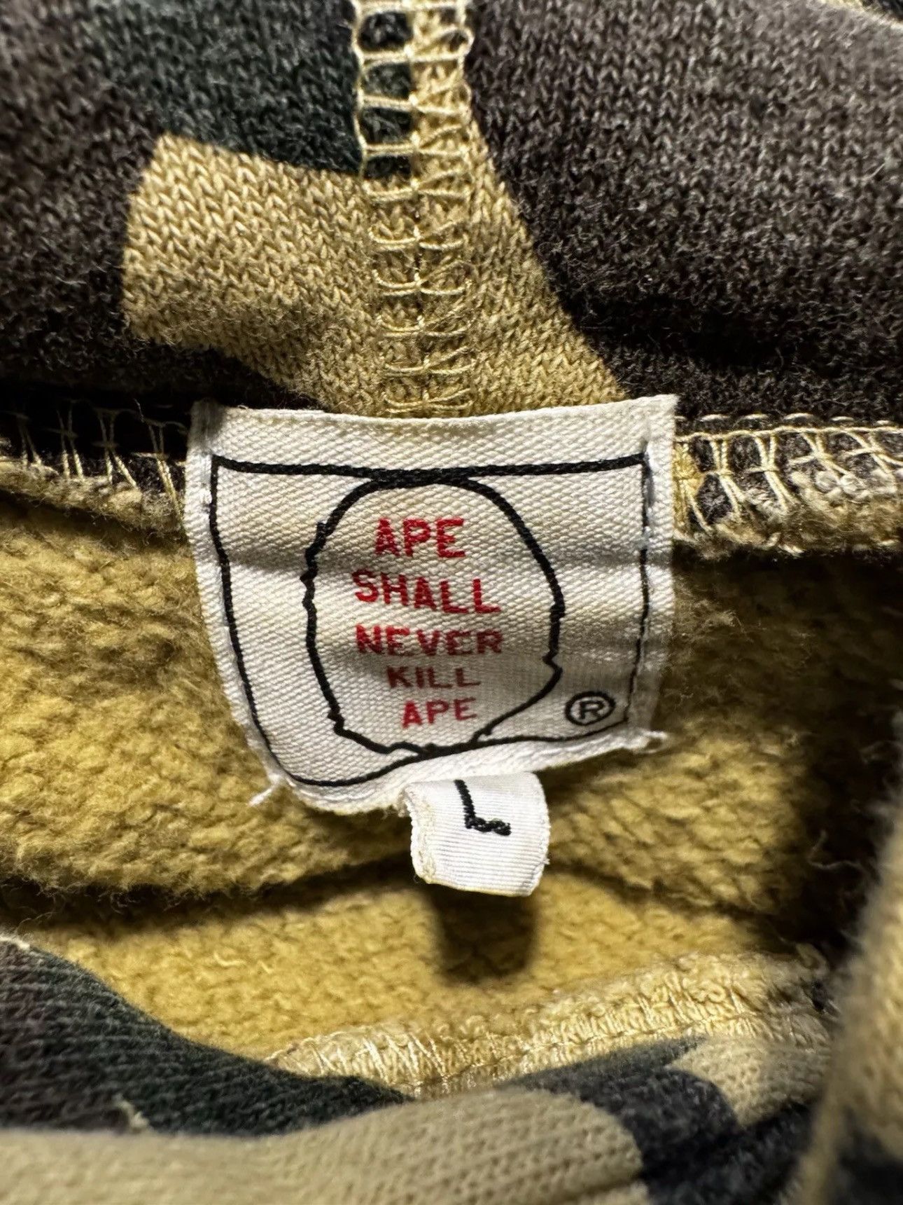 Bape Early 2000’s A Bathing Ape Angry Ape Camo Hoodie Size US L / EU 52-54 / 3 - 8 Thumbnail