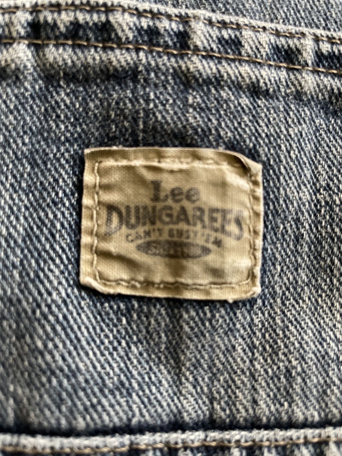 Lee × Vintage Lee Dungarees Blue Jean Denim Carpenter Shorts Jorts 33” 🔥👀 Size US 33 - 17 Thumbnail