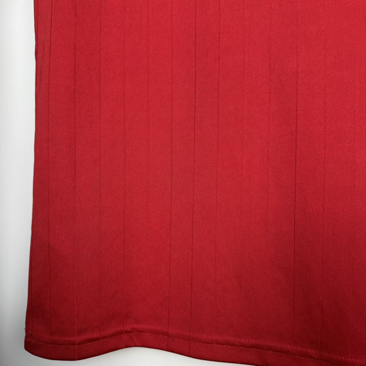 Adidas MANCHESTER UNITED 2022 2023 HOME FOOTBAL SHIRT SOCCER JERSEY Size US S / EU 44-46 / 1 - 19 Thumbnail