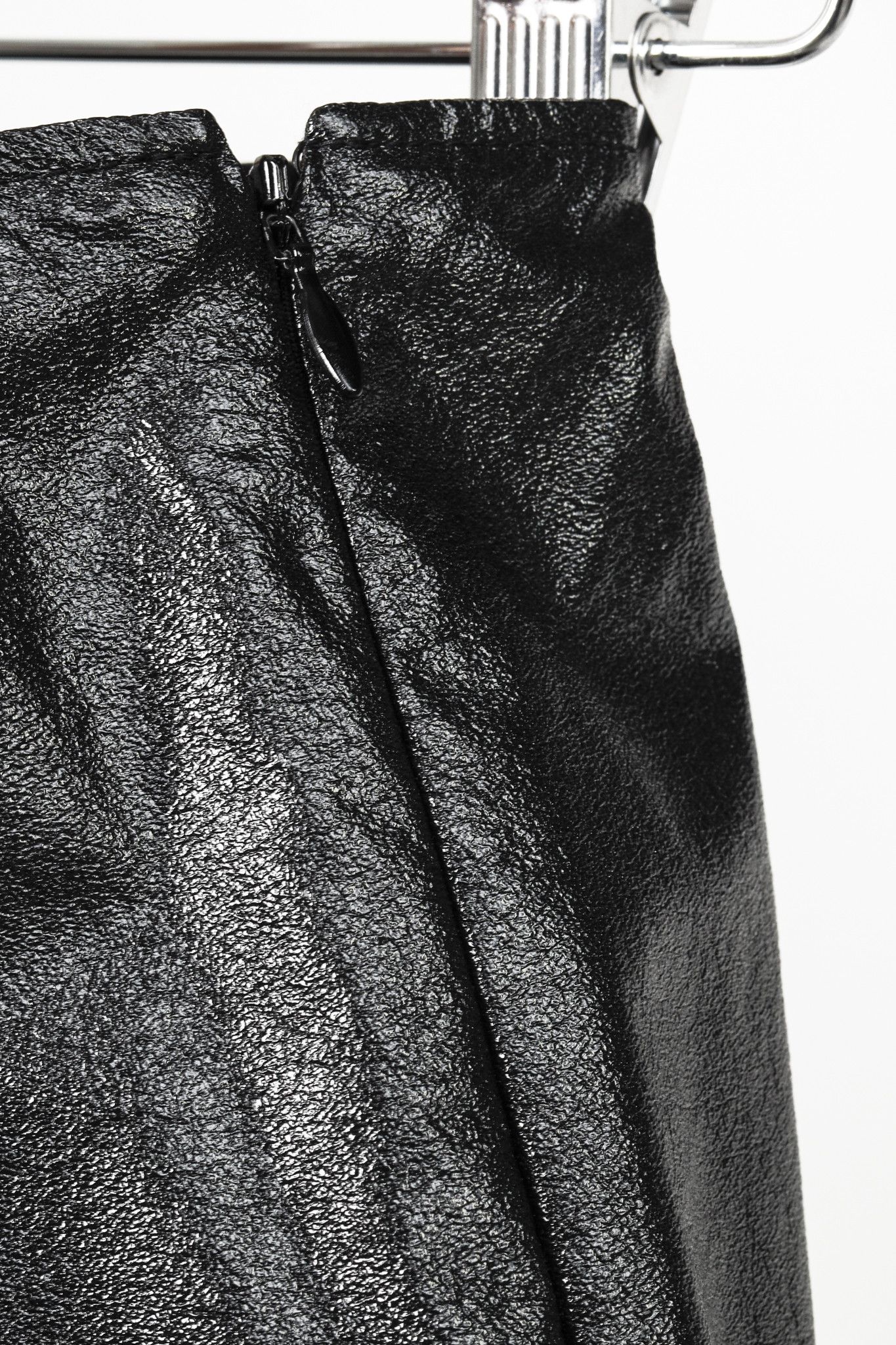 Courreges Courreges Black Shiny Crinkle Cuff Pants Size 25" / US 0 / IT 36 - 8 Thumbnail