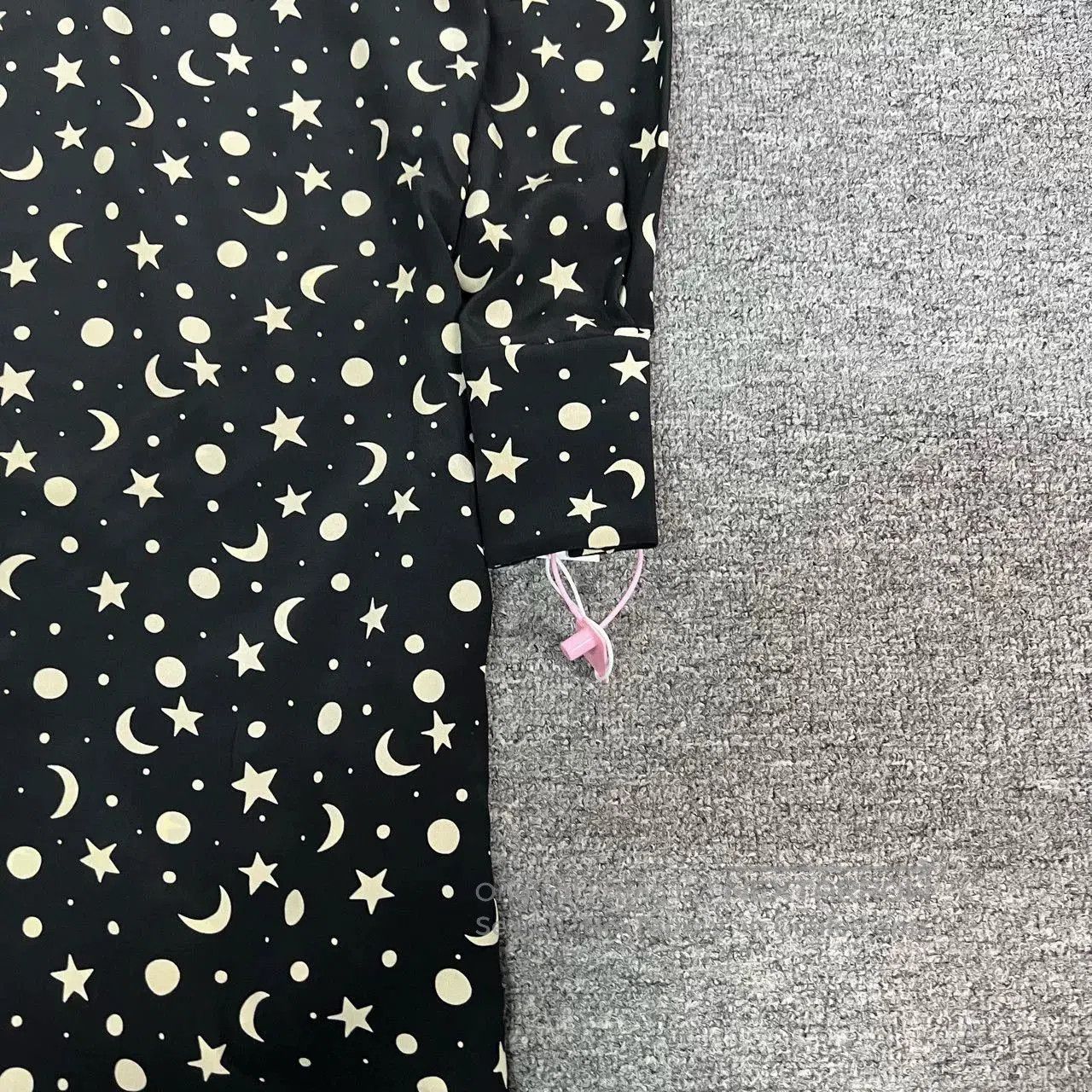 Saint Laurent Paris Saint Laurent Star Moon Silk Shirt Dress. Size XS / US 0-2 / IT 36-38 - 2 Thumbnail