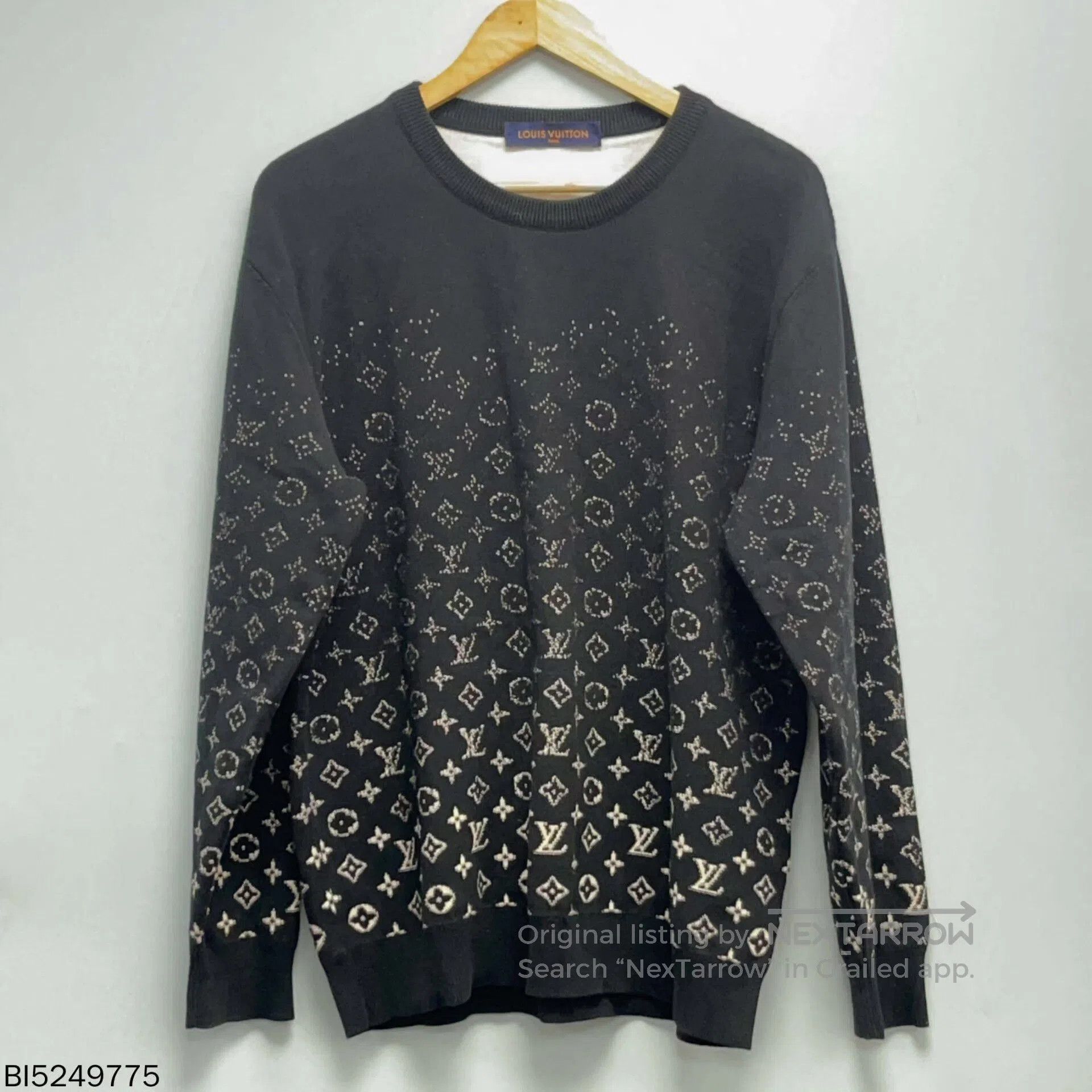 Louis Vuitton louis vuitton gradient long sleeve knit shirt. Size US XL / EU 56 / 4 - 1 Thumbnail