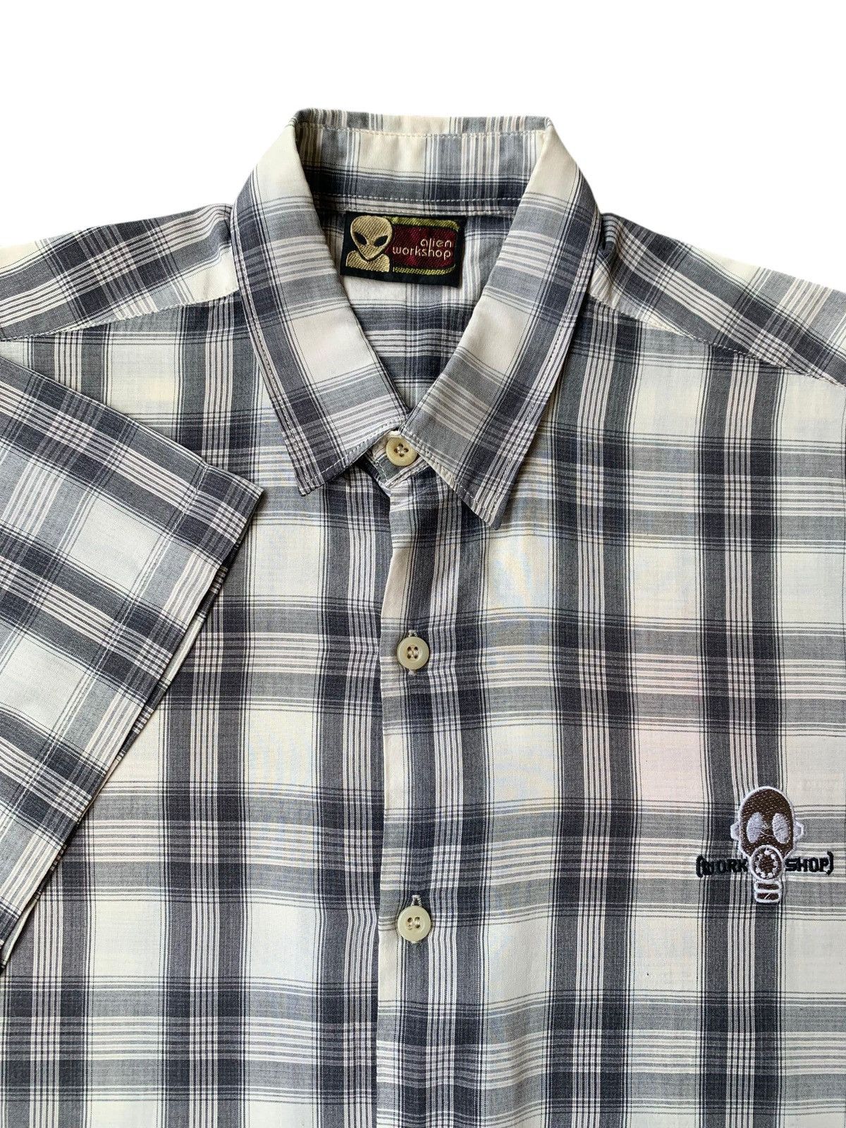 Alien Workshop 1990 Alien Workshop "GAS MASK" Button Up Size US XL / EU 56 / 4 - 1 Thumbnail