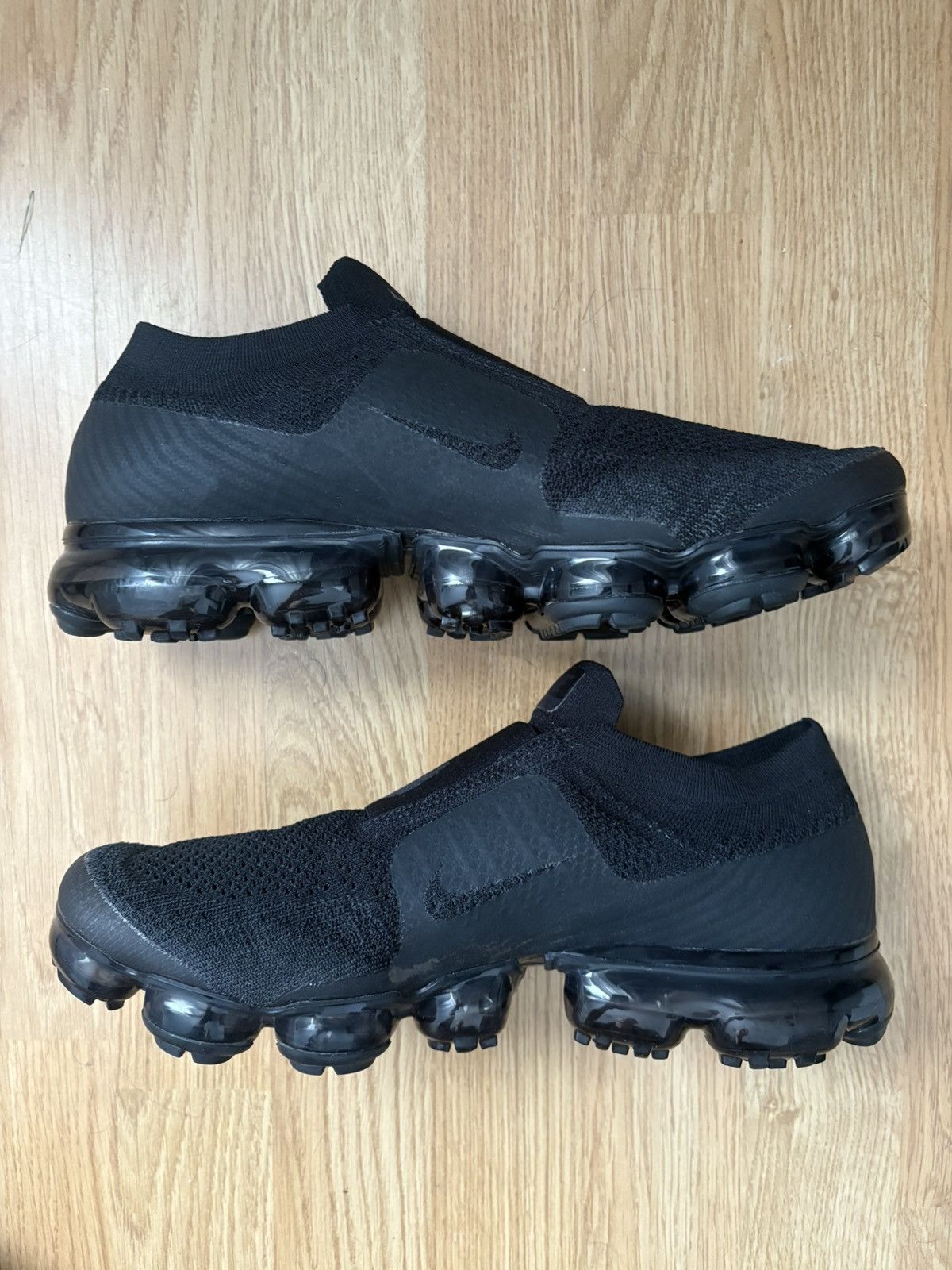 Nike Nike Air VaporMax Moc Triple Black Size US 10 / EU 43 - 3 Thumbnail
