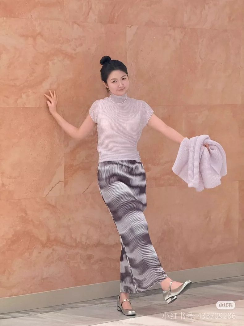 Issey Miyake Issey Miyake size:2 Main line ink-wash toothpick skirt Size 22" - 2 Thumbnail
