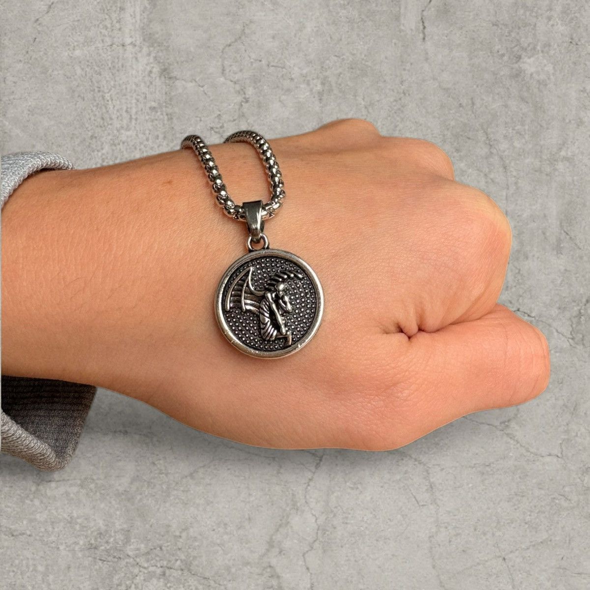 Japanese Brand Vintage style angel necklace, stainless steel. One size Size ONE SIZE - 3 Thumbnail
