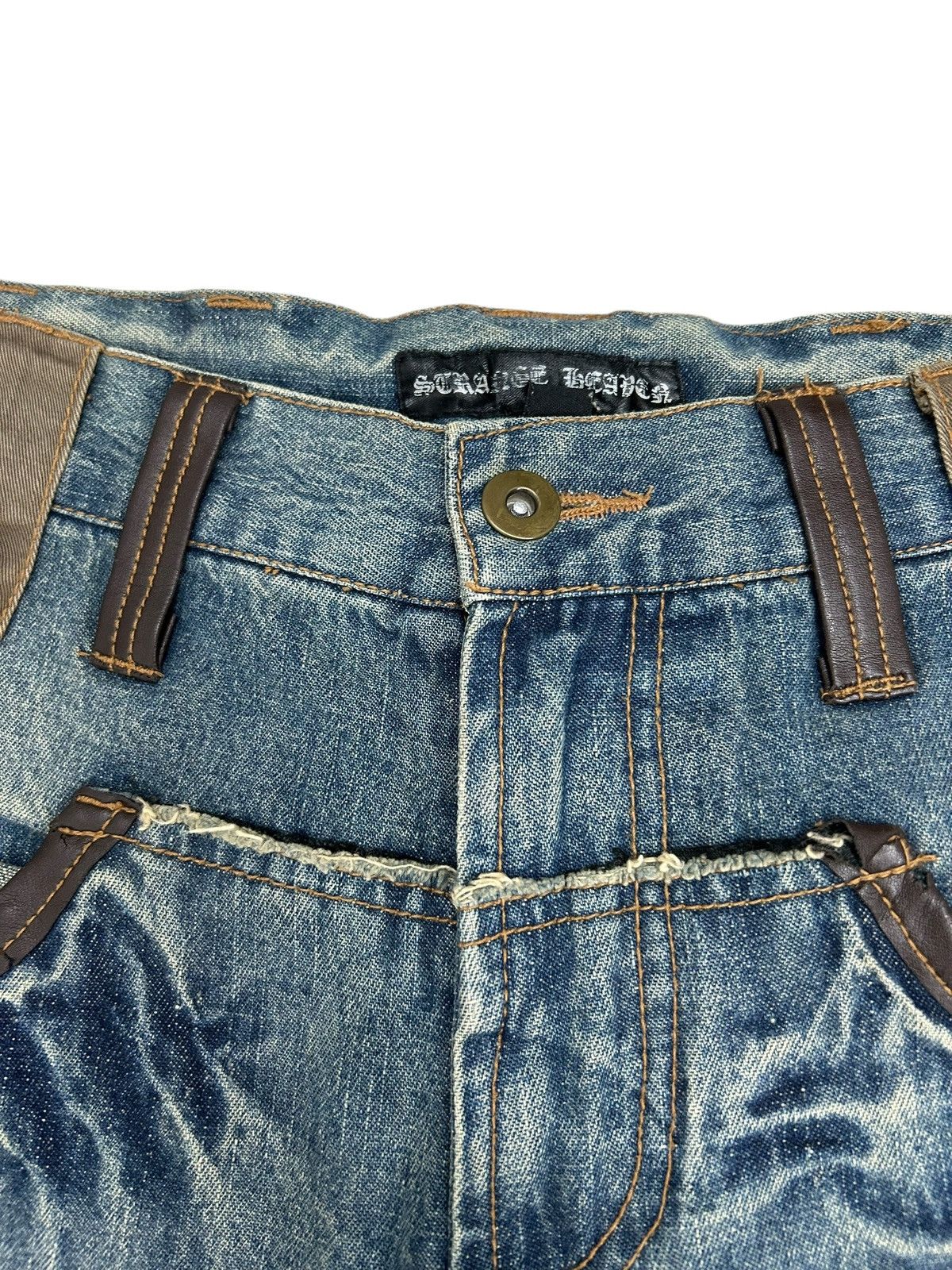 GOSTAR DE FUGA Strange Heaven Double Waist Clawn Mark Whisker Light Washed Size US 30 / EU 46 - 11 Thumbnail