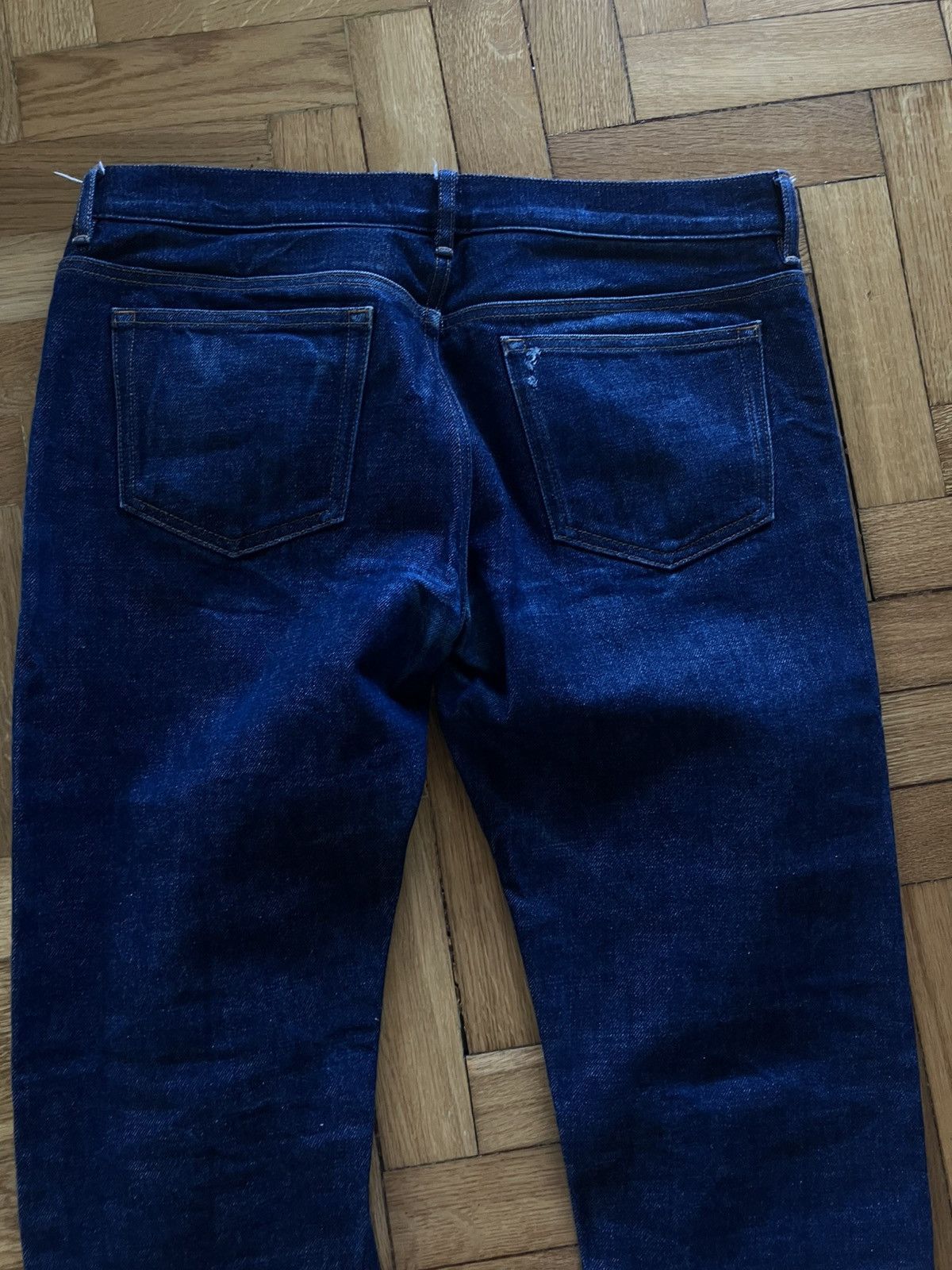 A.P.C. Beautiful wear selvedge pair of APC jeans Size US 32 / EU 48 - 7 Thumbnail